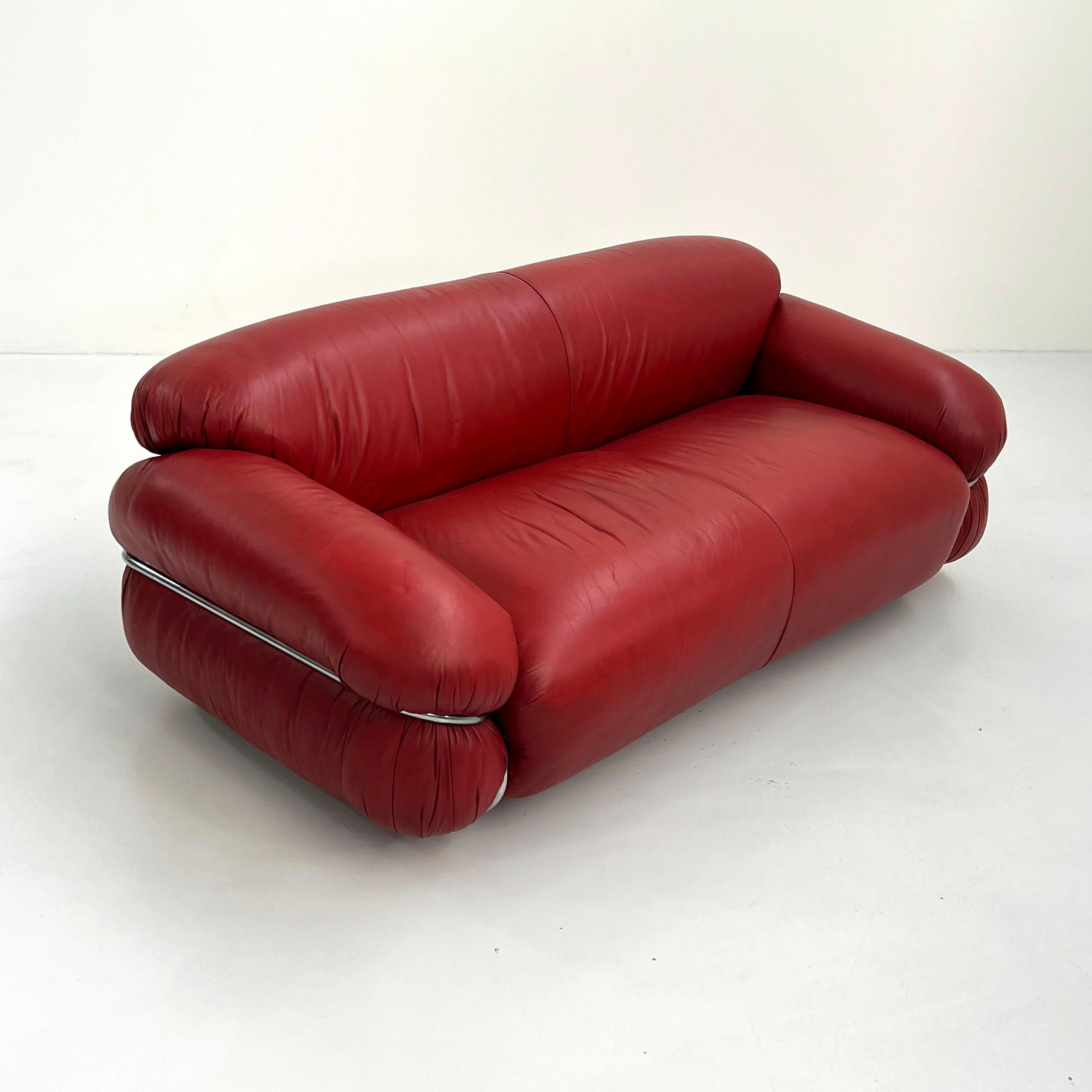 Red Leather Sesann 2-seater Sofa by Gianfranco Frattini for Cassina, 1970s 8