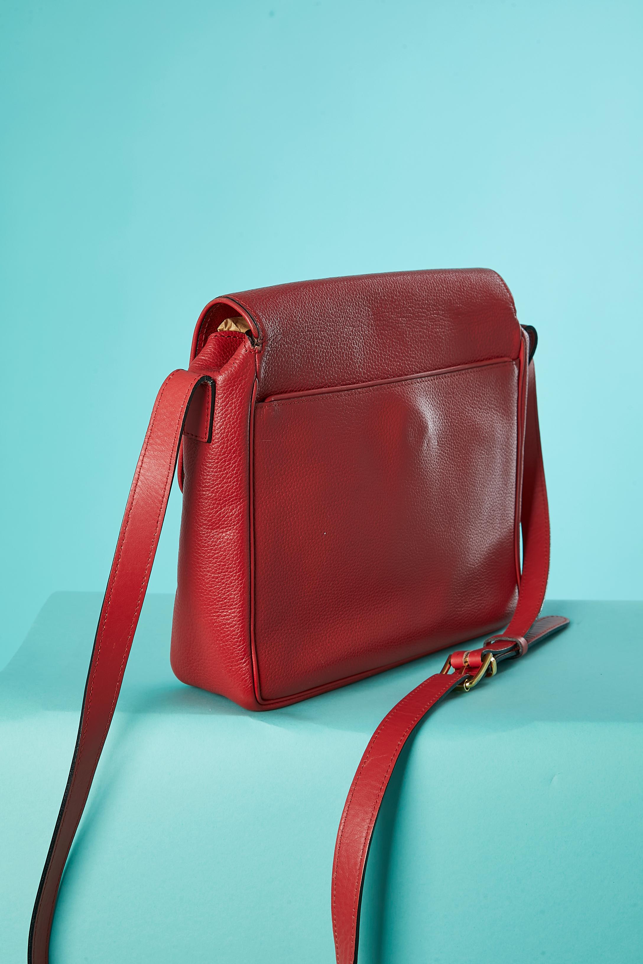 Women's Red leather shoulder bag with gold metal hardware Céline Circa 1980's For Sale