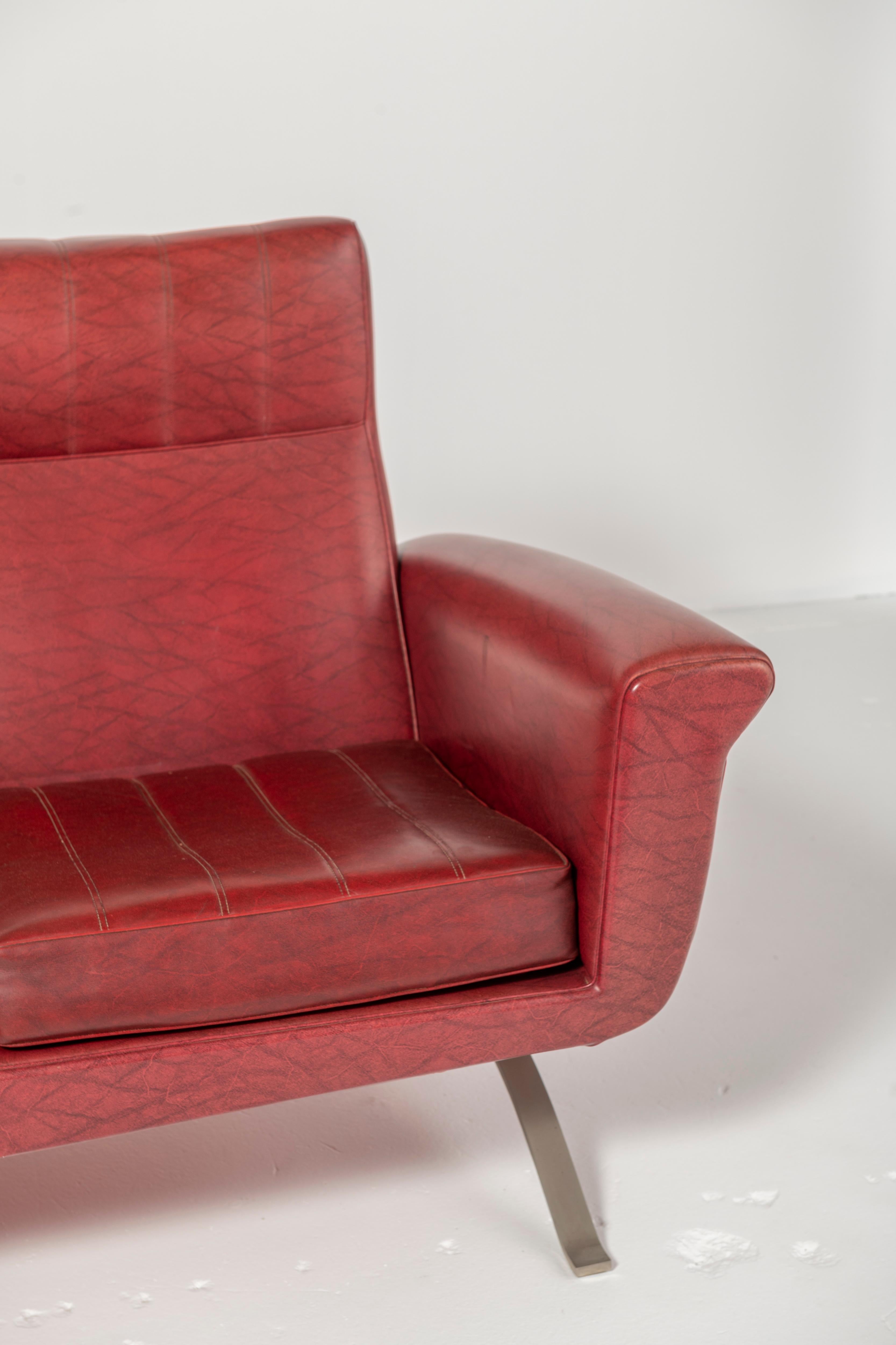 Mid-Century Modern Red Leather Sofa by Augusto Bozzi for Saporiti, 1950s