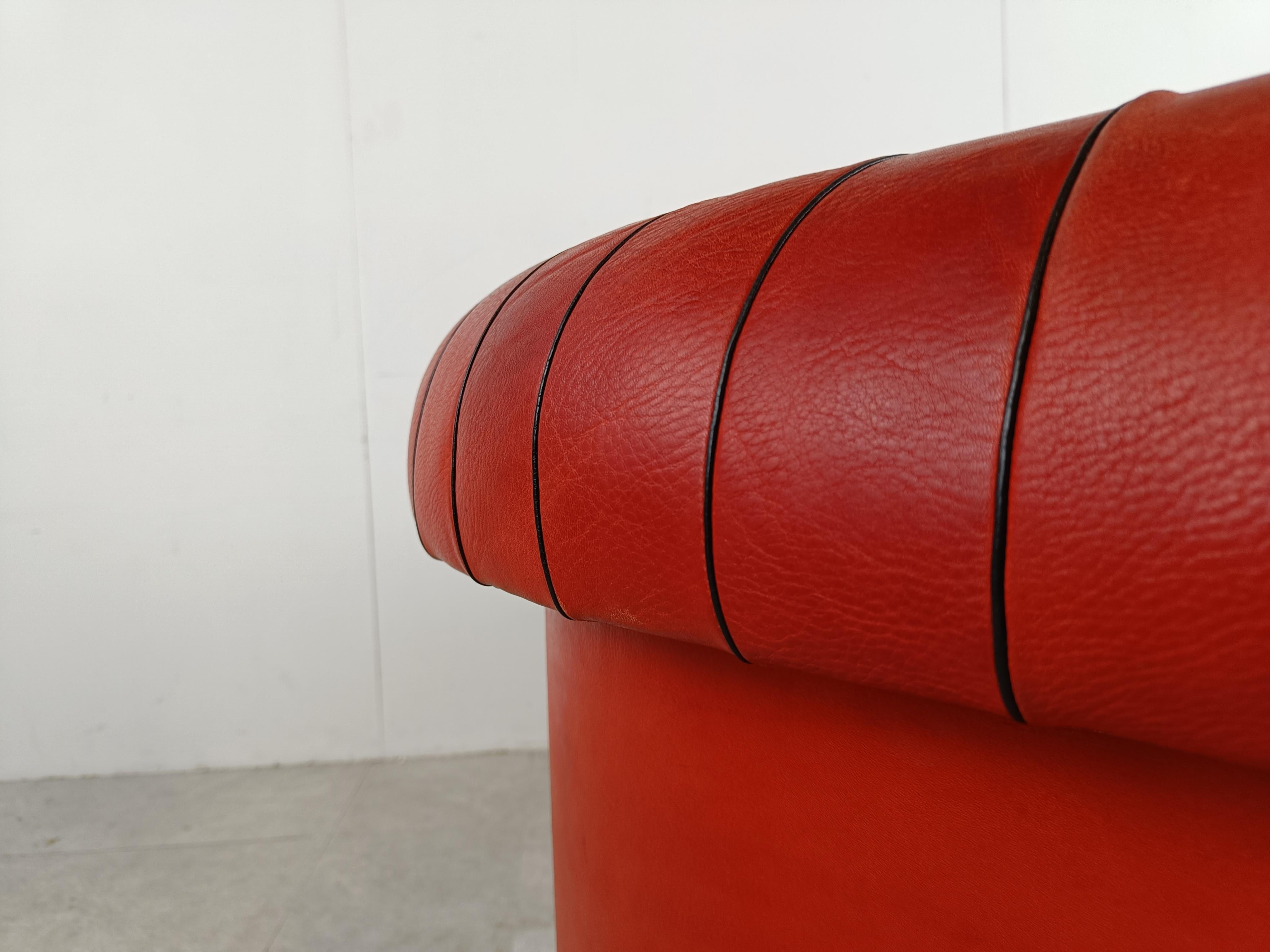 Leather Red leather sofa by Desede model DS700, 1990s  For Sale