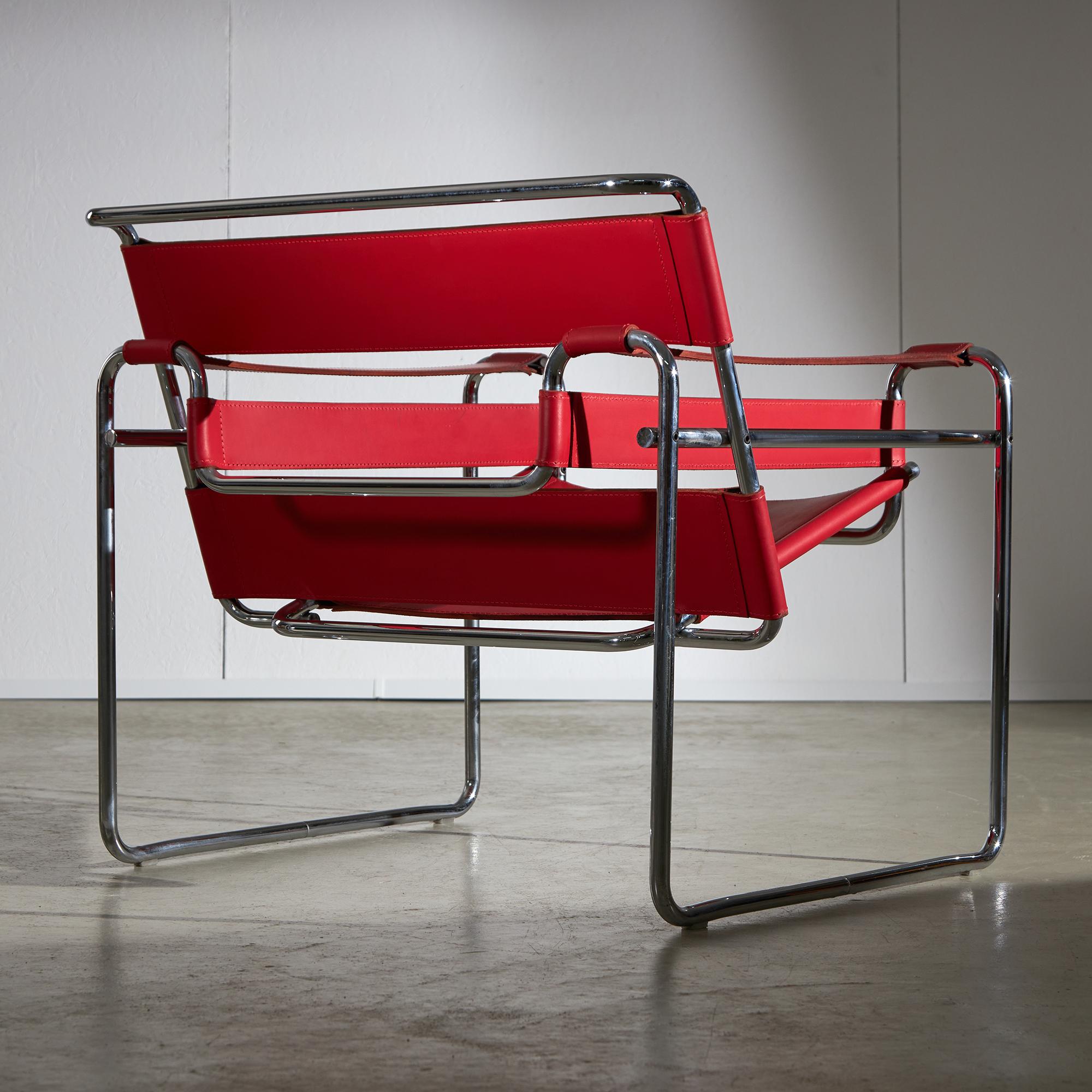 Early 20th Century Red Leather Wassily Chair by Marcel Breuer for Knoll, 1920s For Sale