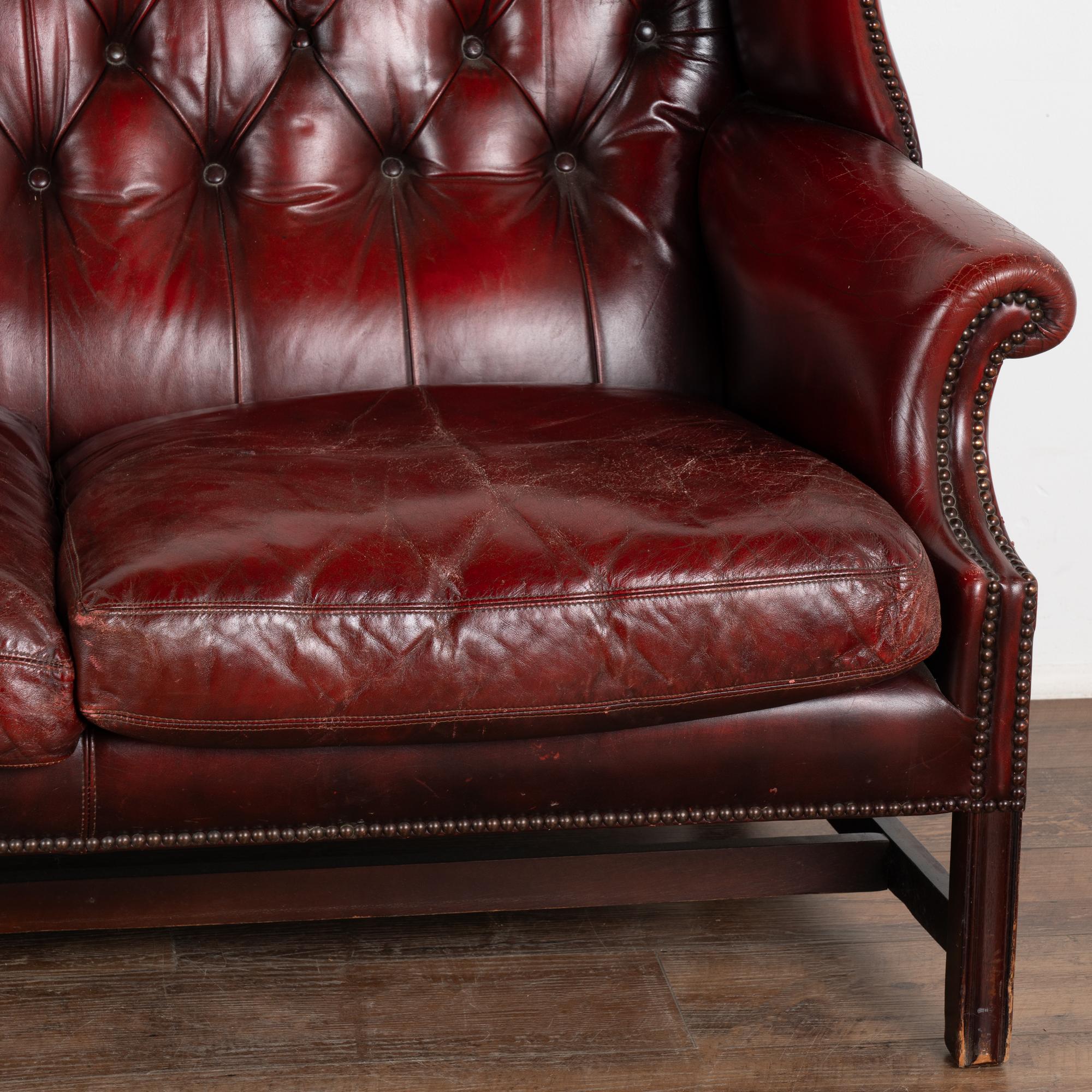 Red Leather Wingback Chesterfield Loveseat Double Chair, England circa 1960 For Sale 2