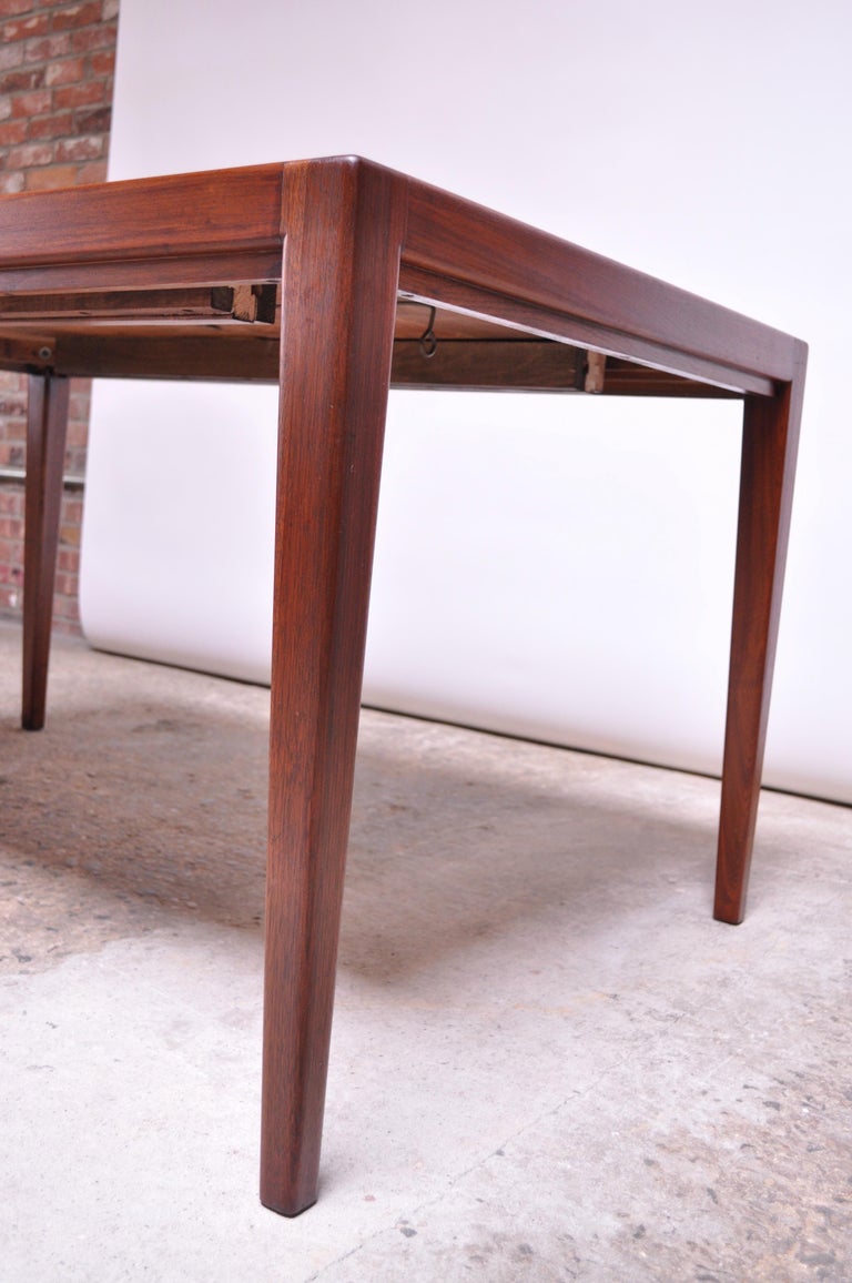 Red Lion Table Company Walnut Dining Table with Two Leaves at 1stDibs