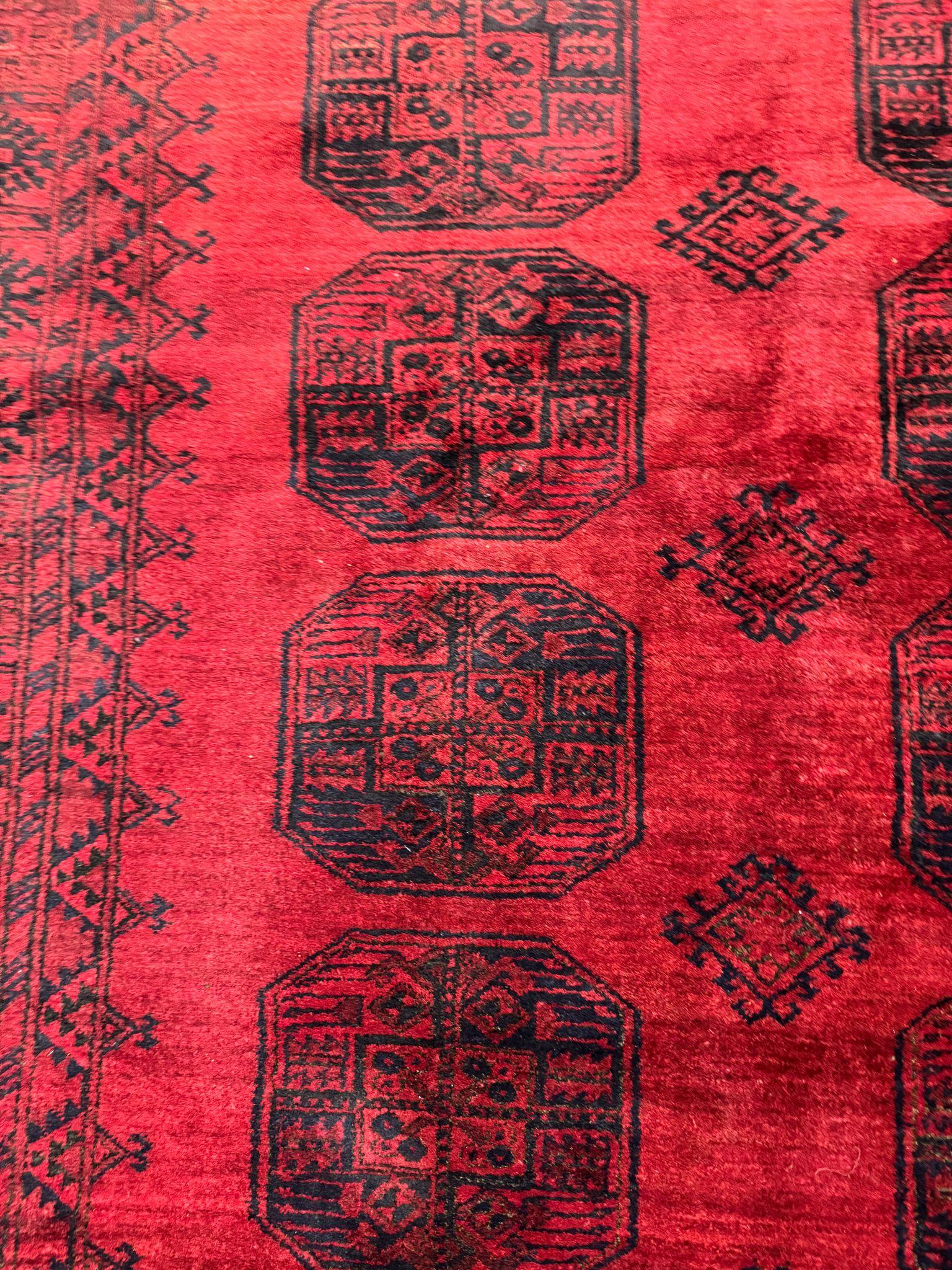 XXIe siècle et contemporain Tapis de salon rouge Tapis en laine fait à la main Tapis géométrique Afghan Tribal en vente