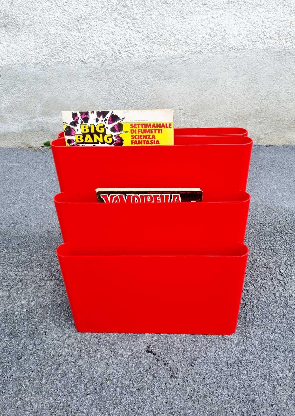 Mid-Century Modern Red Magazine Rack Model 4675 Designed by Giotto Stoppino for Kartell, Italy 70s