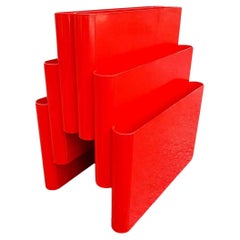 Revistero rojo Modelo 4675 Diseñado por Giotto Stoppino para Kartell, Italia Años 70