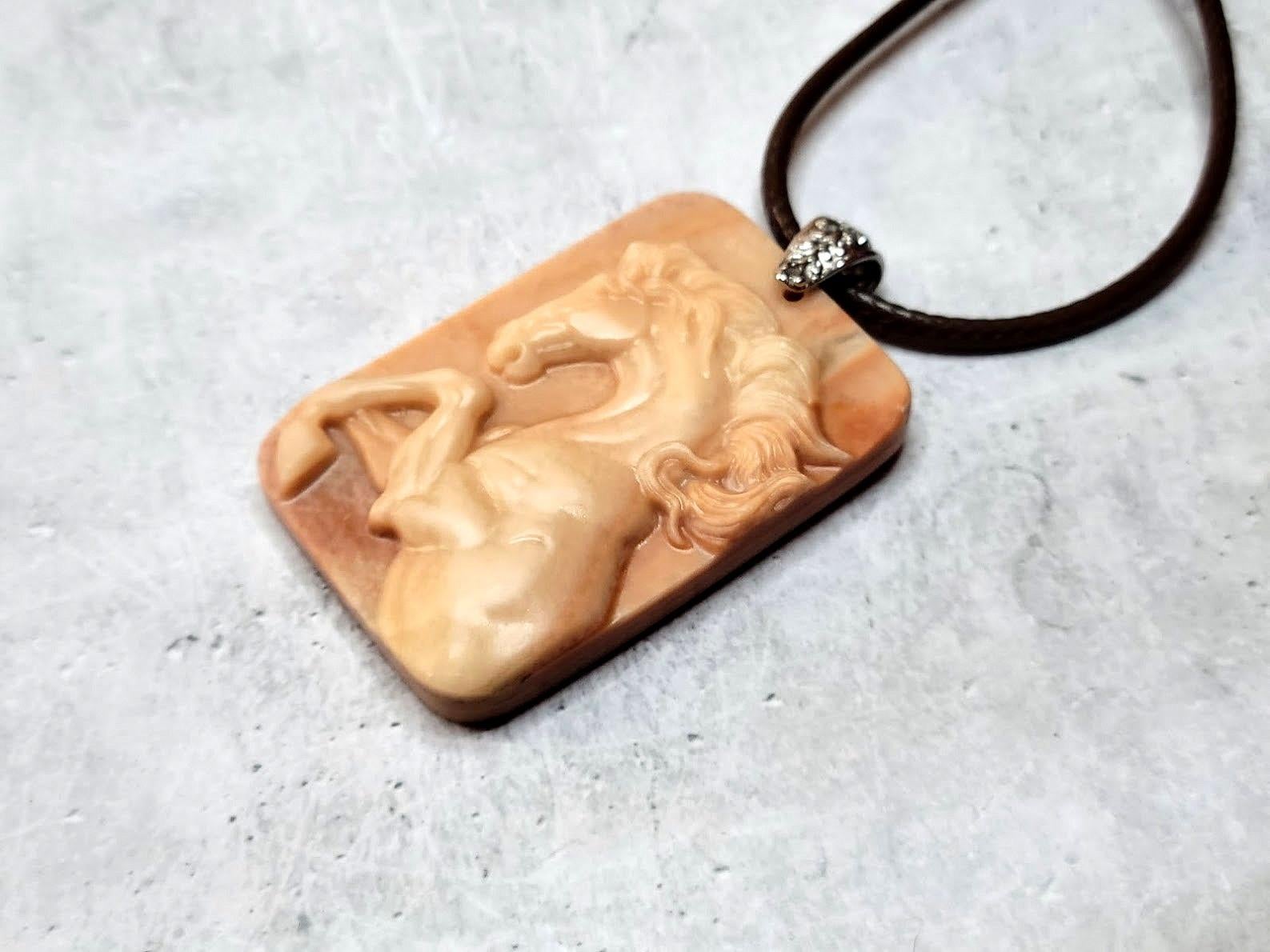 Women's or Men's Red Malachite Cameo Pendant For Sale