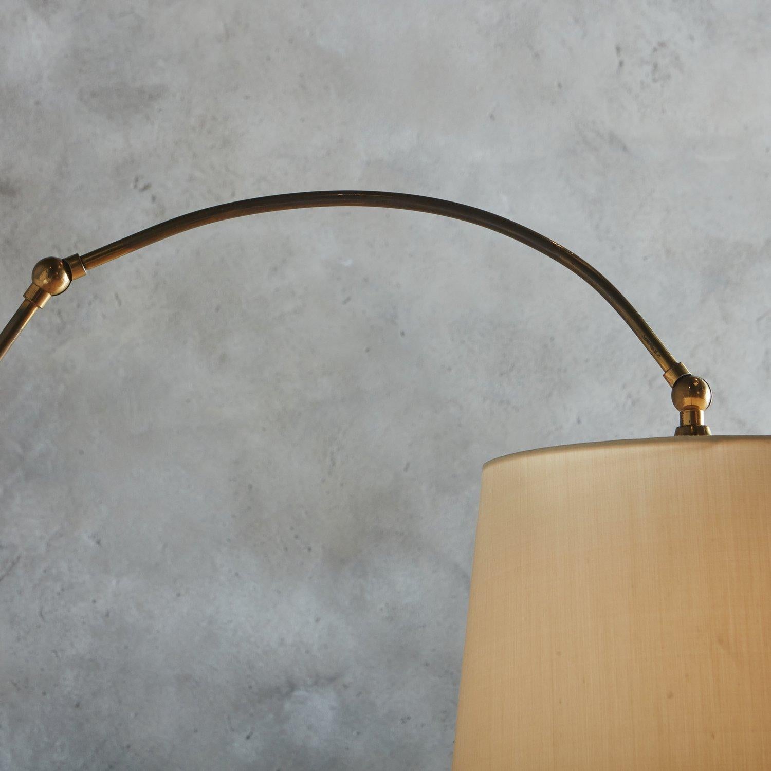 Mid-Century Modern Red Metal + Brass Floor Lamp in the Style of Angelo Lelli, Italy 1960s For Sale