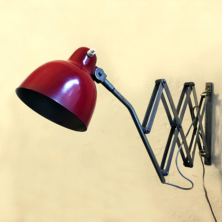 Red Metal Italian Adjustable Pantograph Wall Lamp, 1960s 1