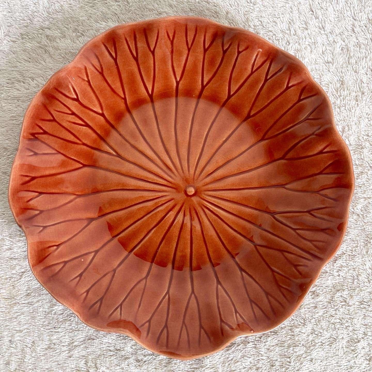 American Red Metlox Poppytrail Lotus Plate - a Pair For Sale