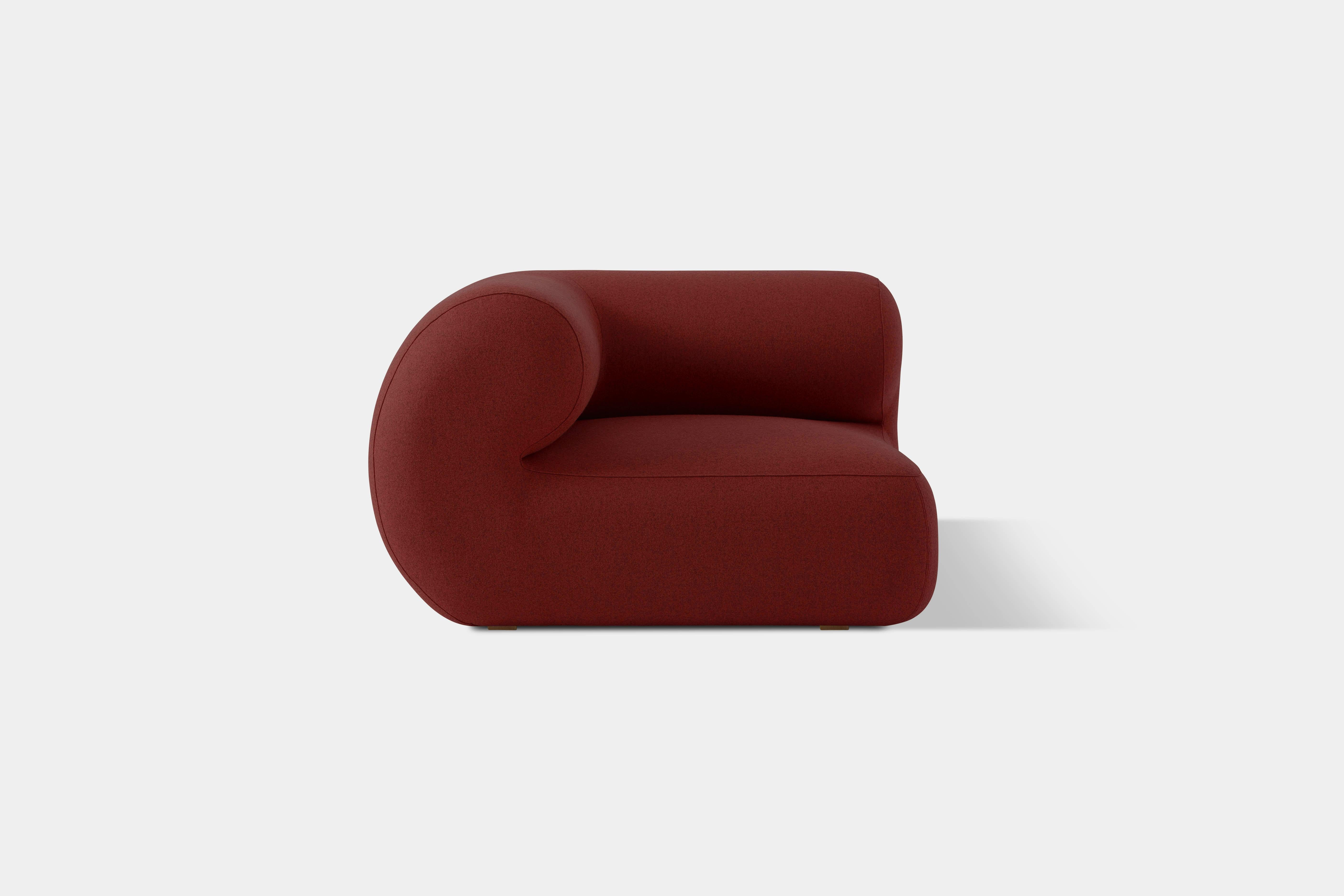 Red Michelin Corner Module by Pepe Albargues
Dimensions: W 103 x D 113 x H 71 cm
Materials: Pinewood, plywood and tablex structure.
Foam CMHR (high resilience and flame retardant) for all our cushion filling systems.
Lacquered beech wood