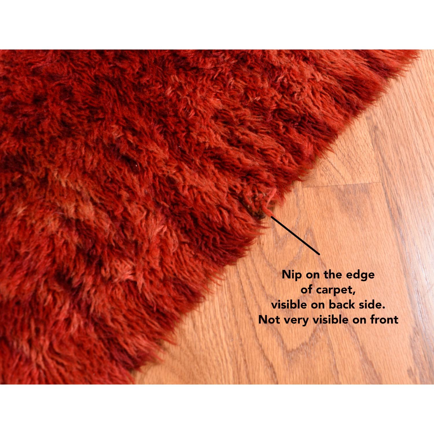 Red Mid-Century Modern Scandinavian 5×7 Wool Rya Rug In Good Condition In Chattanooga, TN