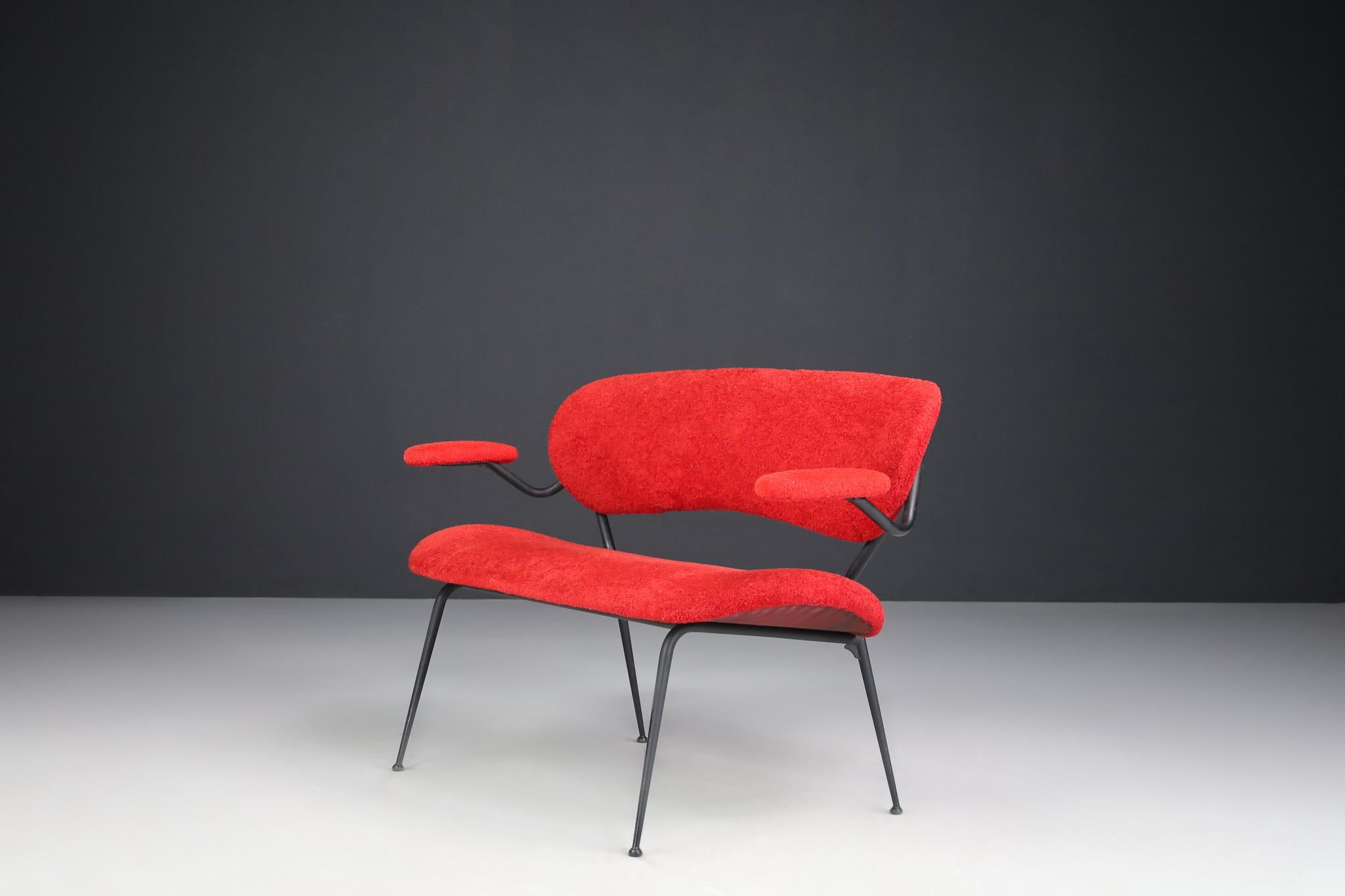 Italian Red Mid-Century Modern Sofa/Bench by Gastone Rinaldi, Italy, 1960s For Sale