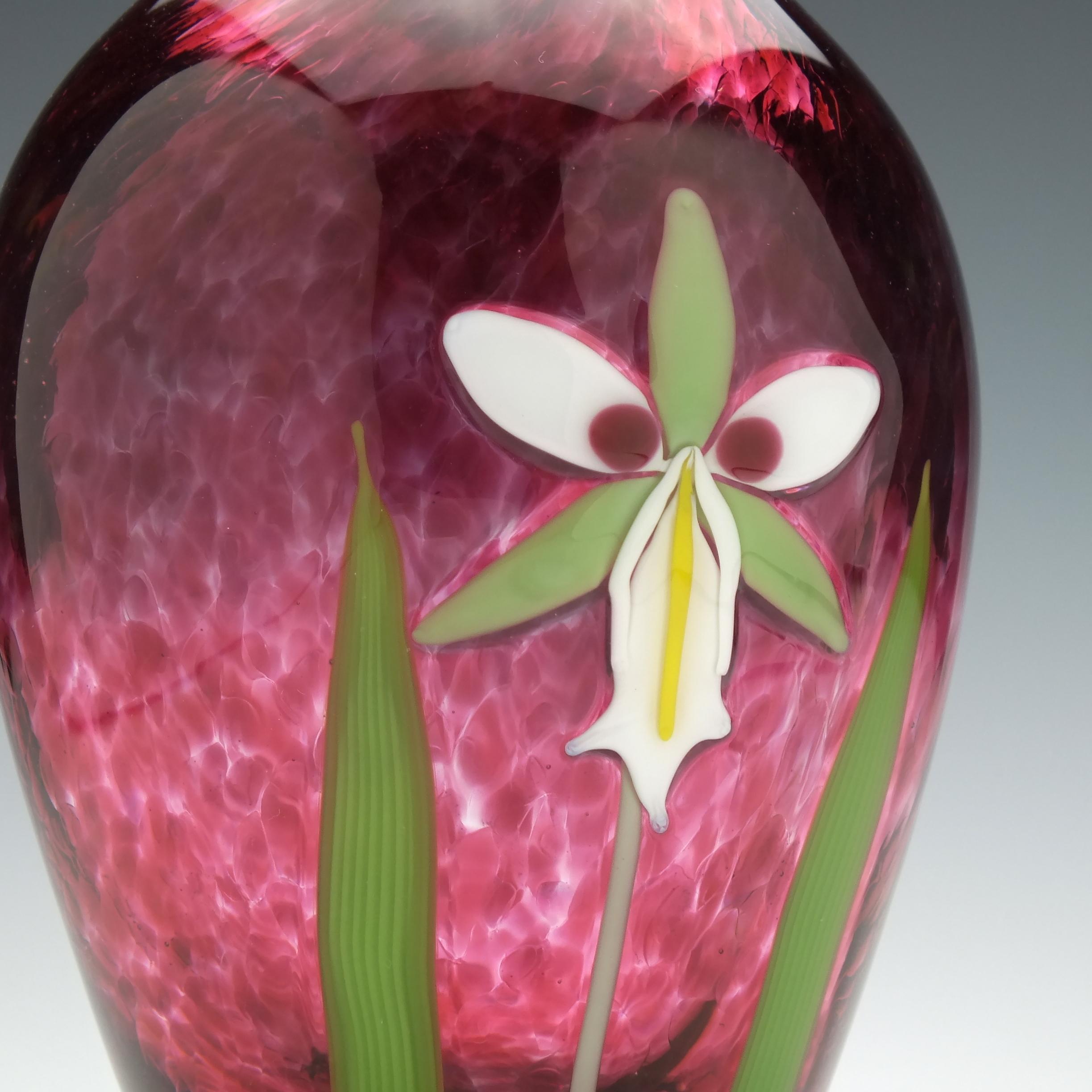 Red Mike Hunter Glass Orchid Perfume Bottle In New Condition For Sale In Whitburn, GB