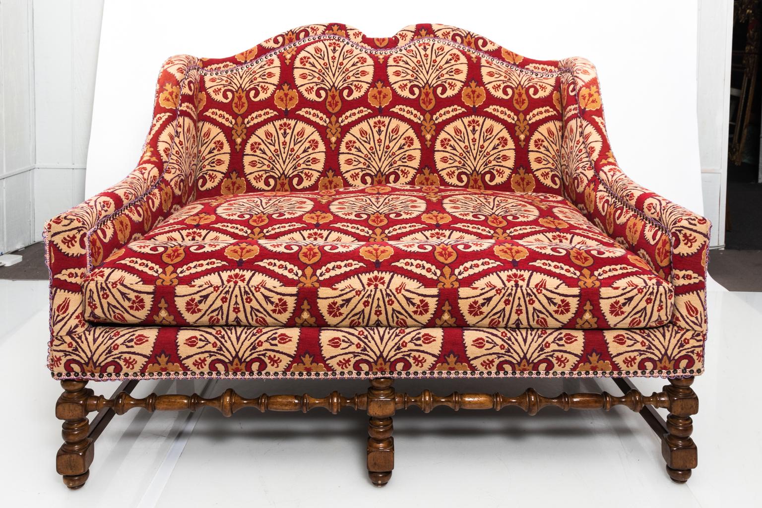 Red Moroccan Style Settee, circa 1980s For Sale 1