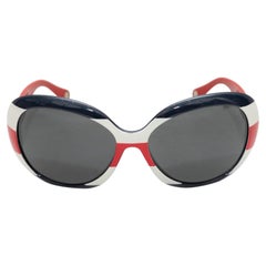 Rote & mehrfarbige gestreifte D&G-Sonnenbrille in Übergröße