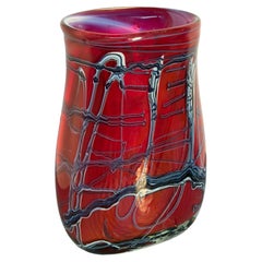 Vase en verre d'art de Murano rouge avec décor abstrait, vers les années 1980-1990