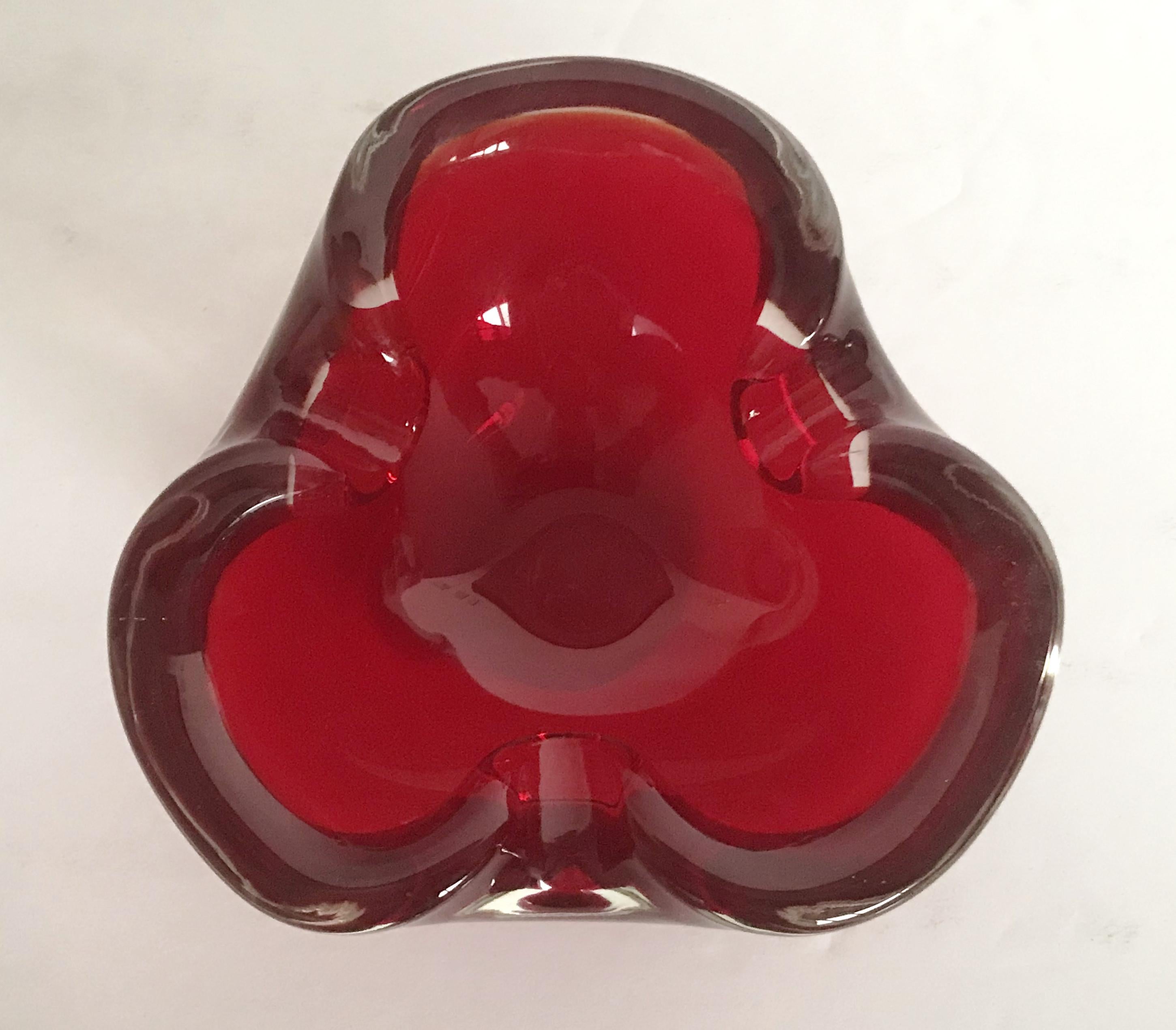 Red Murano Ashtray or Bowl In Good Condition For Sale In Los Angeles, CA