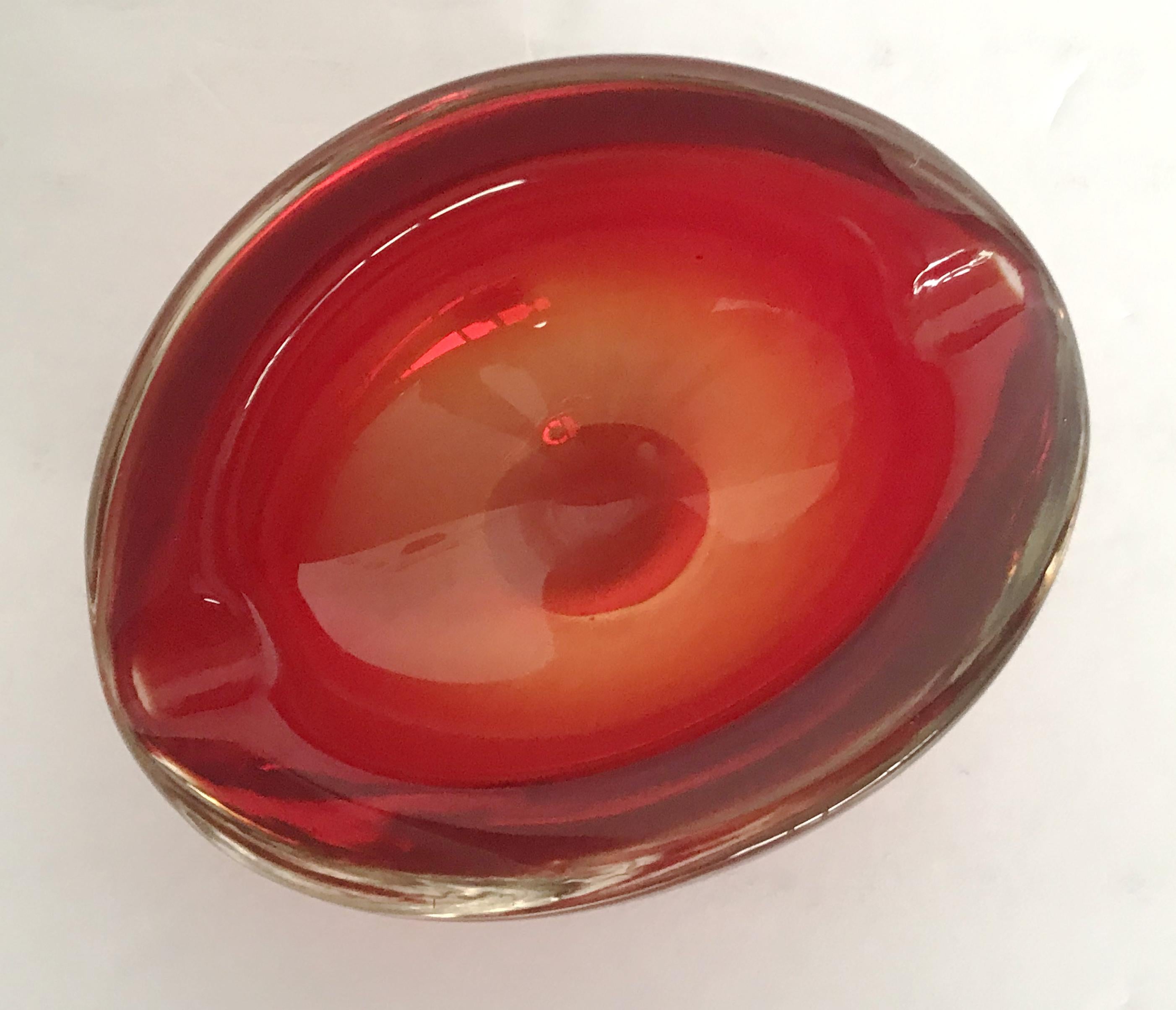 Red Murano Ashtray or Bowl In Good Condition For Sale In Los Angeles, CA