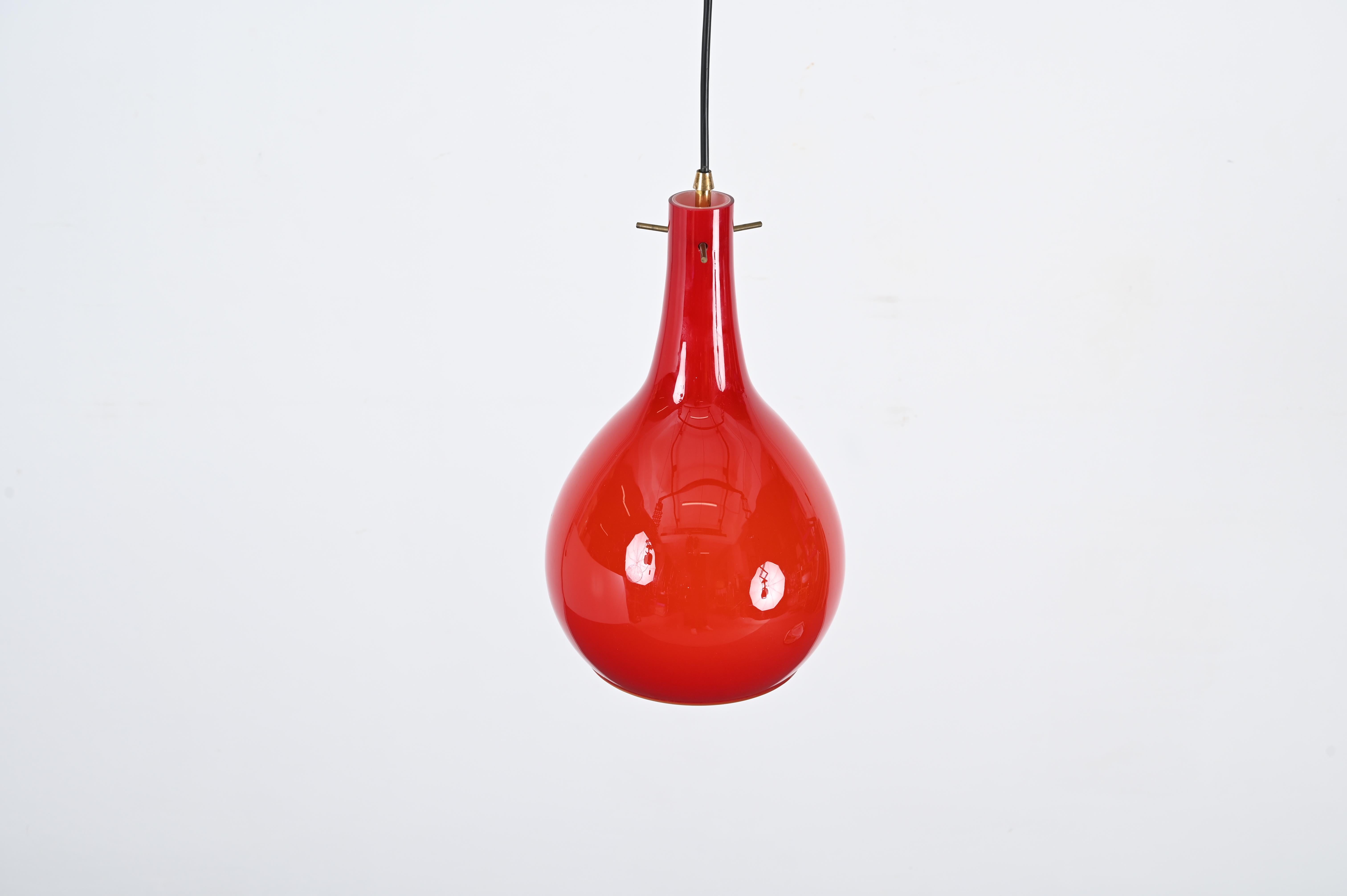 Red Murano Cased Glass and Brass Pendant Chandelier by Stilnovo, Italy 1950s For Sale 2