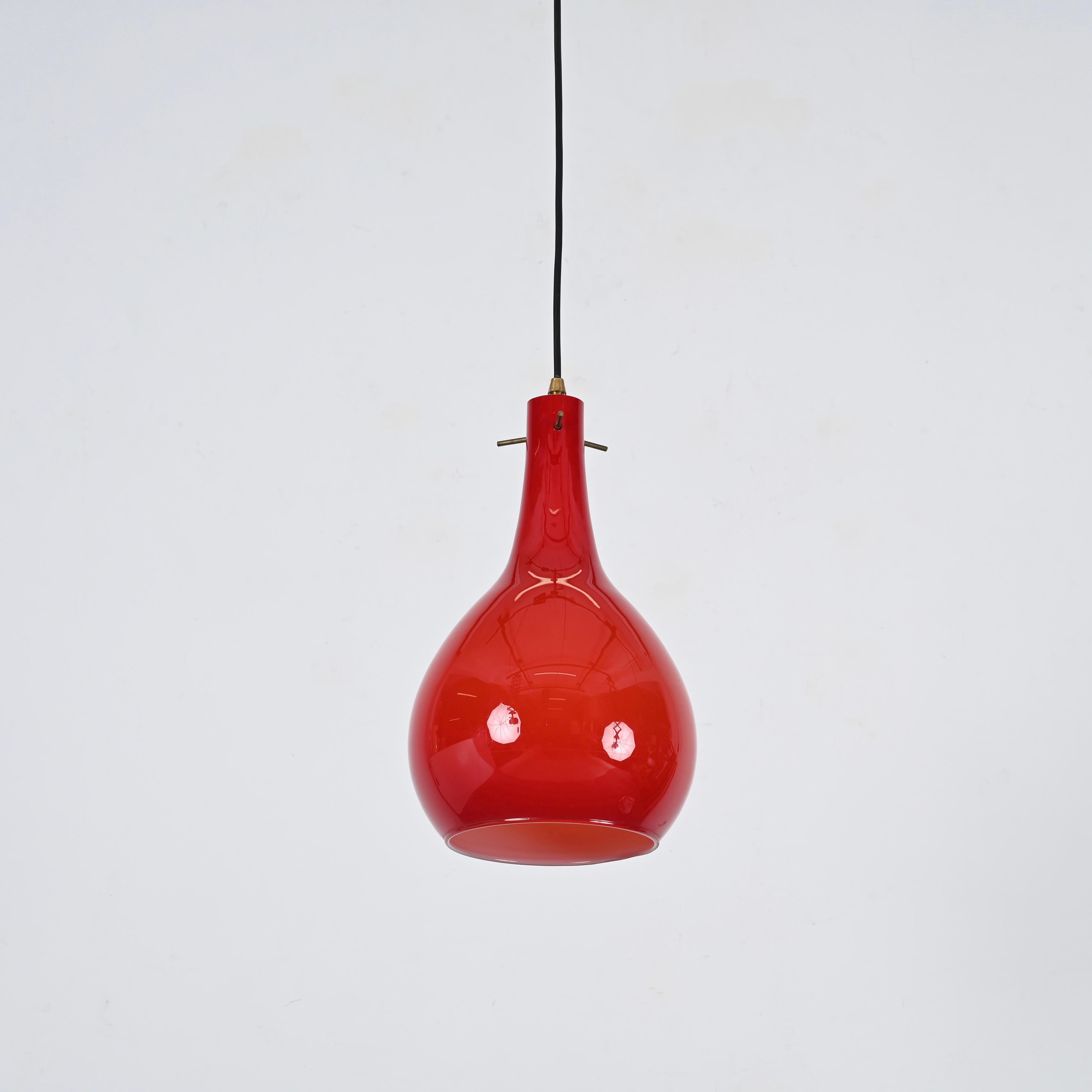 20th Century Red Murano Cased Glass and Brass Pendant Chandelier by Stilnovo, Italy 1950s For Sale