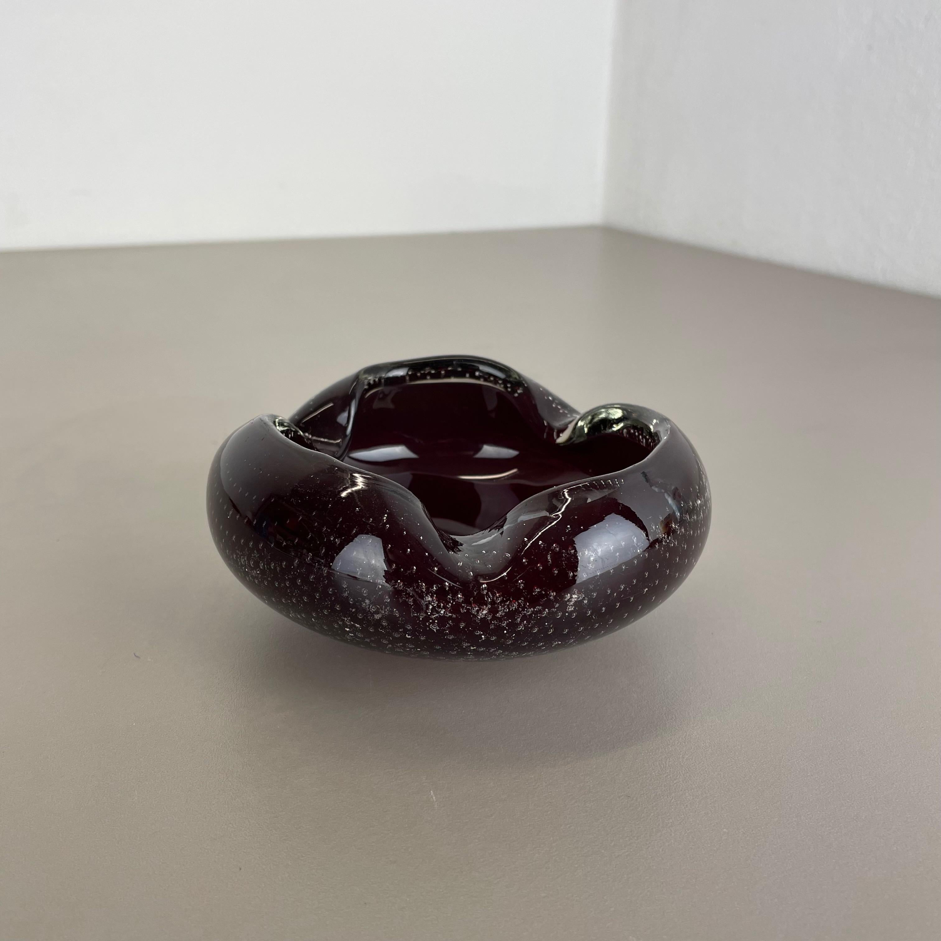 Italian Red Murano Glass Bowl Shells Ashtray Element by Venini, Italy, 1970s No 1 For Sale