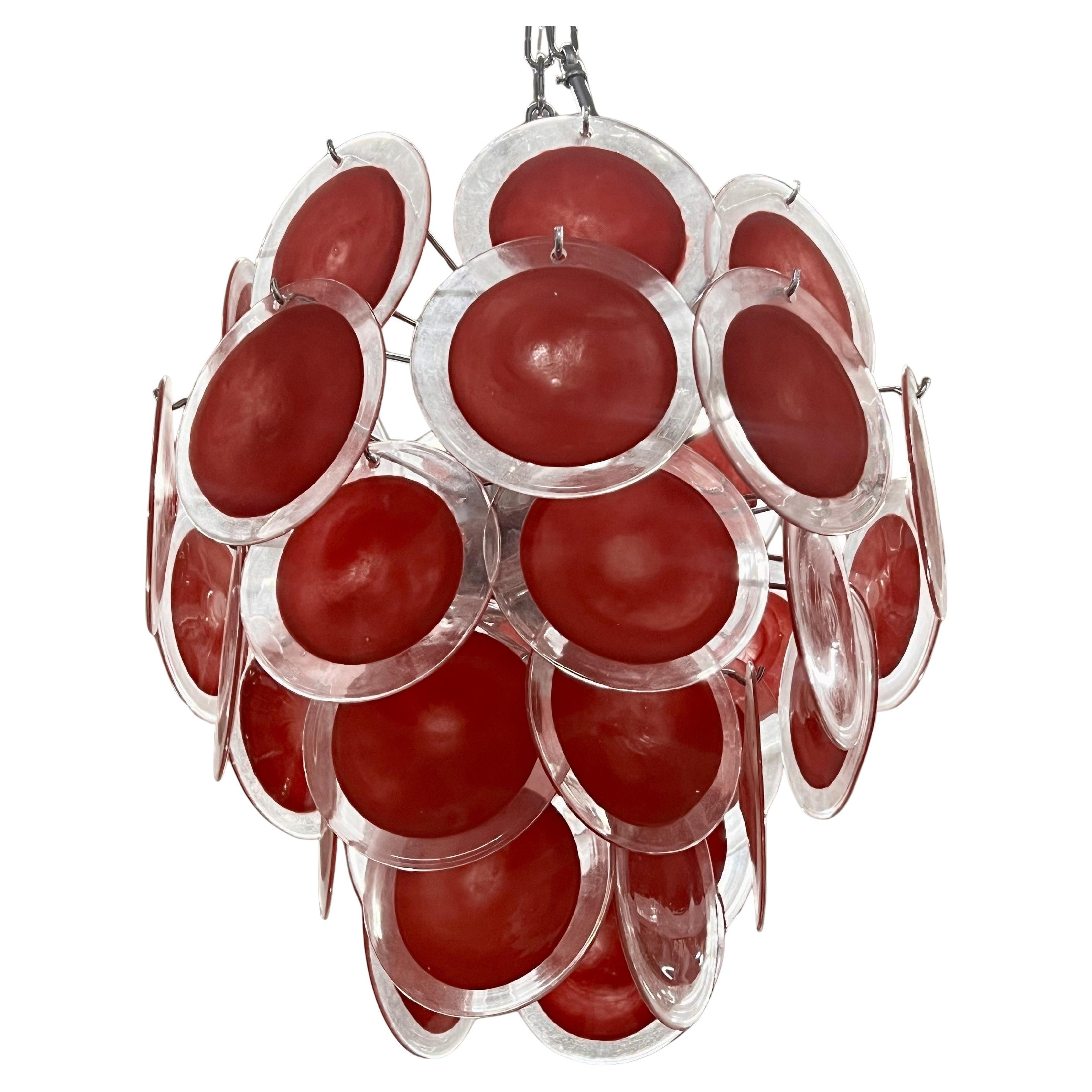 Roter Murano-Glasscheiben-Kronleuchter von Vistosi im Angebot