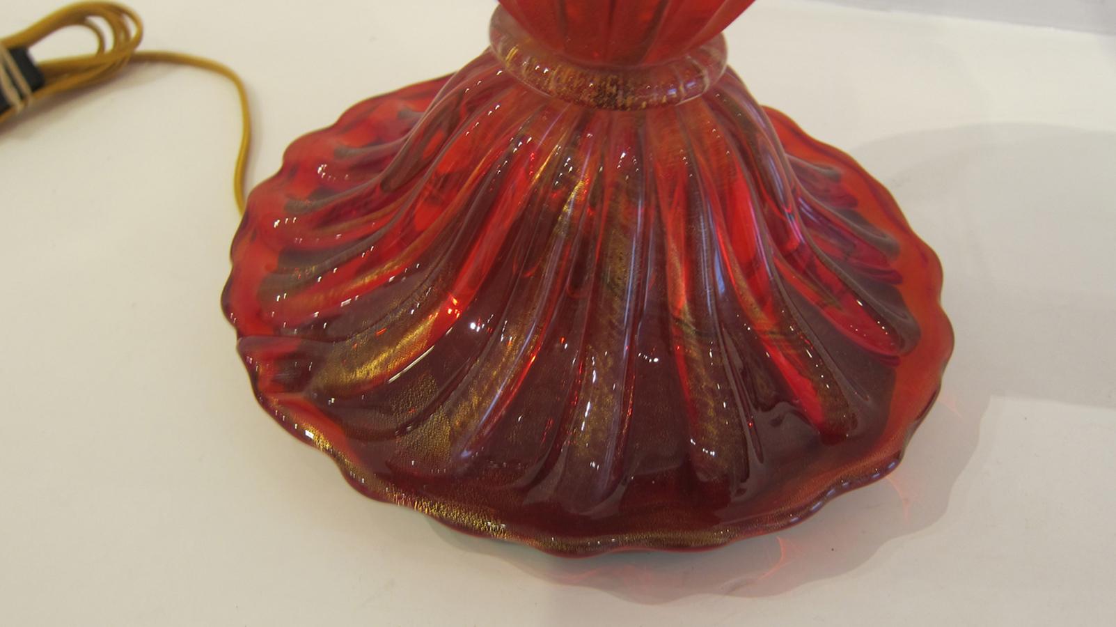 Mid-20th Century Red Murano Glass Table Lamp by Barovier e Toso