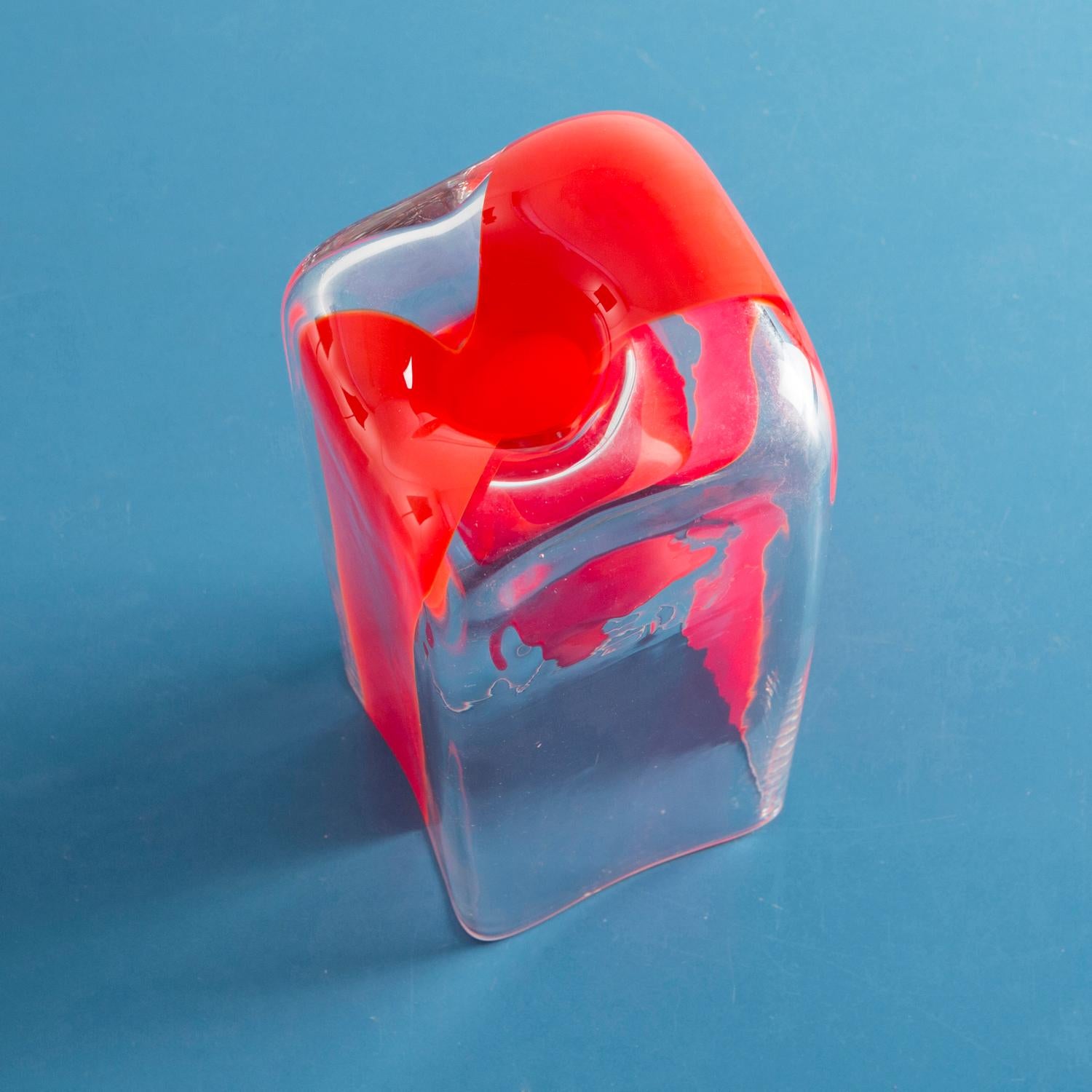 Red Murano Glass Vase by Carlo Nason for Mazzega, 1970s In Good Condition For Sale In Milan, IT
