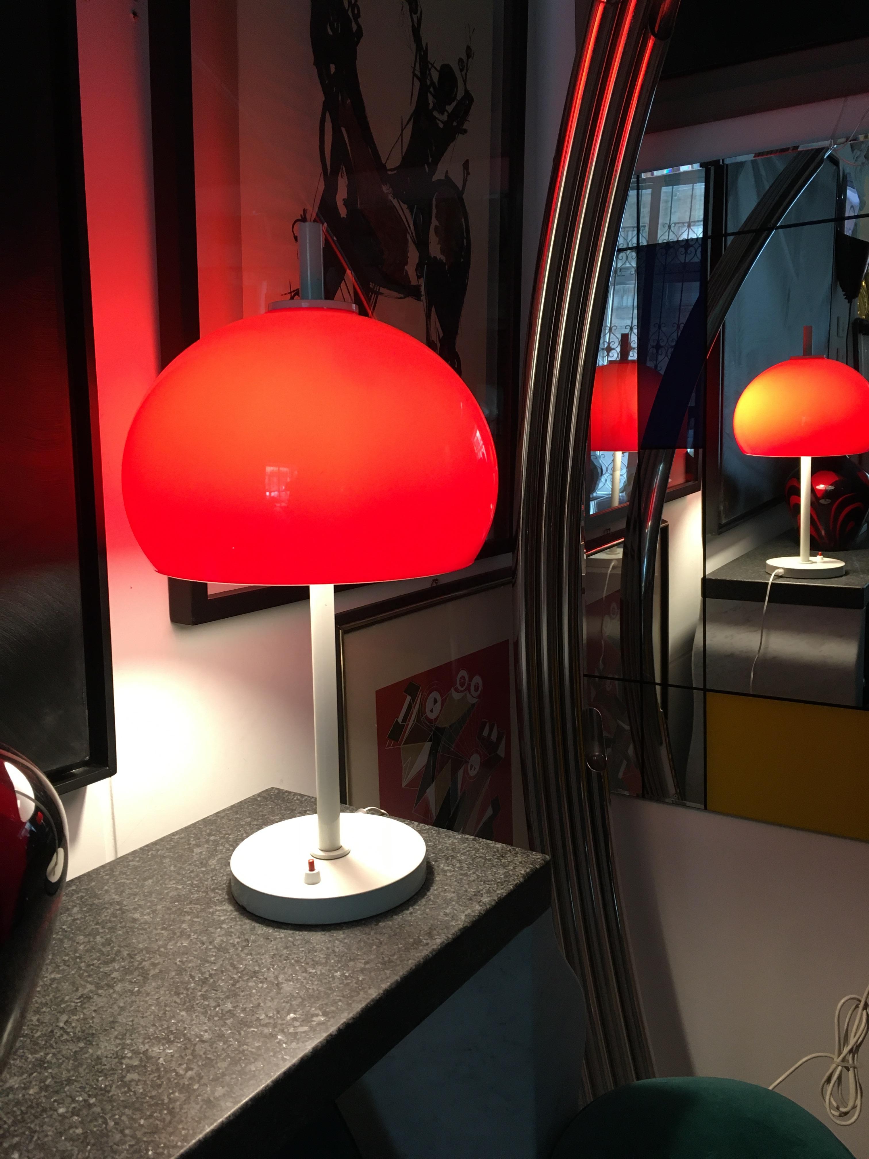 Late 20th Century Guzzini Style Red Mushroom Table Lamp, Italy, 1970s