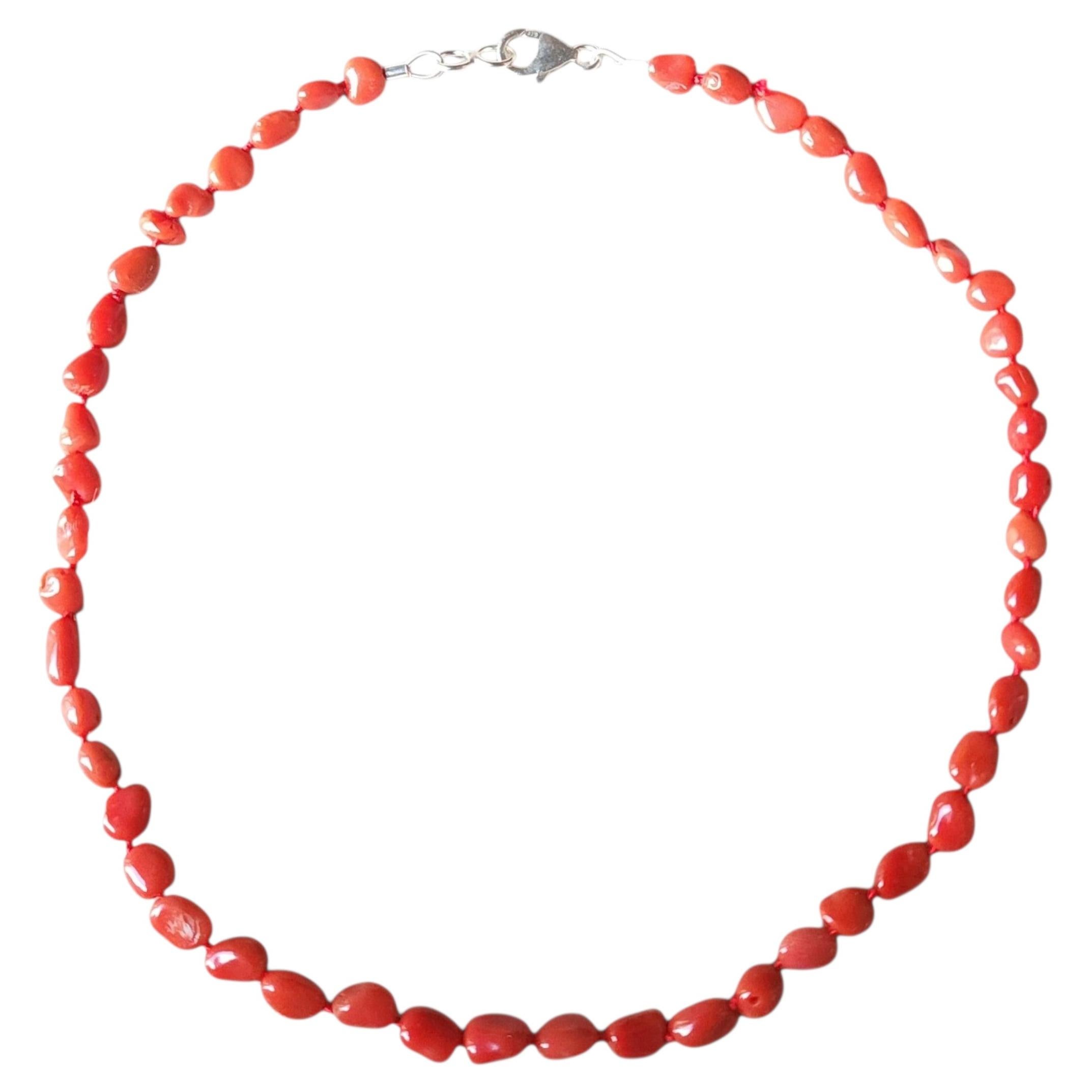 Collana a fili in argento sterling con corallo rosso naturale del Mediterraneo, anni '70