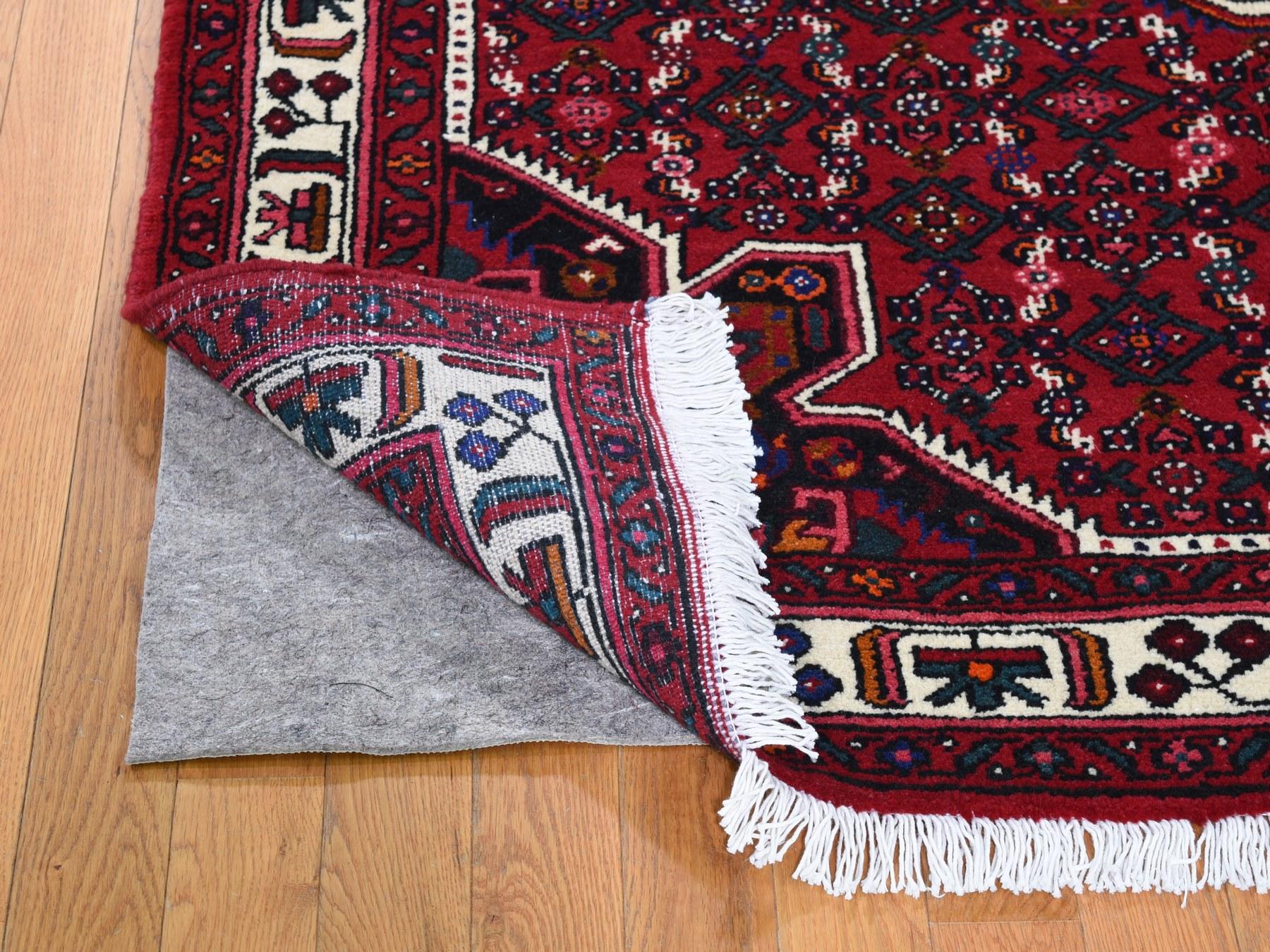 roter orientteppich