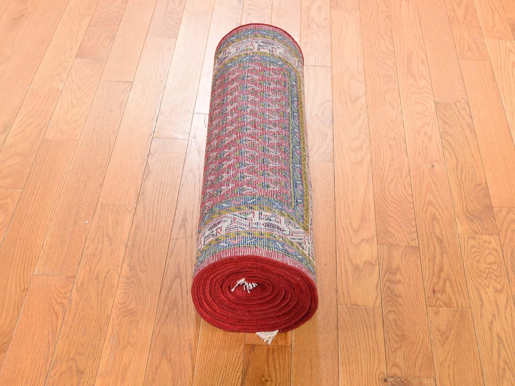 Red Persian Seraband Runner Pure Wool Hand Knotted Oriental Rug In Good Condition In Carlstadt, NJ