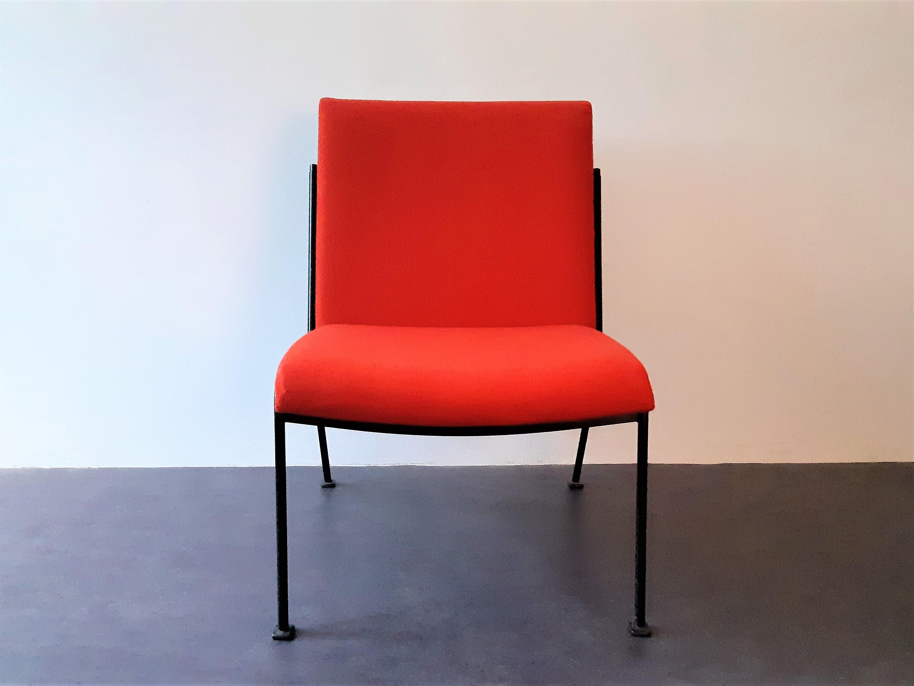 Dutch Red 'Oase' Lounge Chair by Wim Rietveld for Ahrend de Cirkel, 1950's For Sale