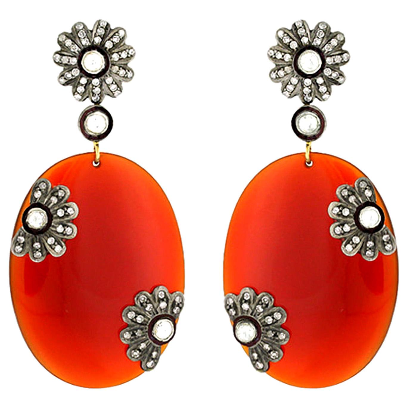Sliced Red Onyx Silver Earring with Flower Motif In Diamonds