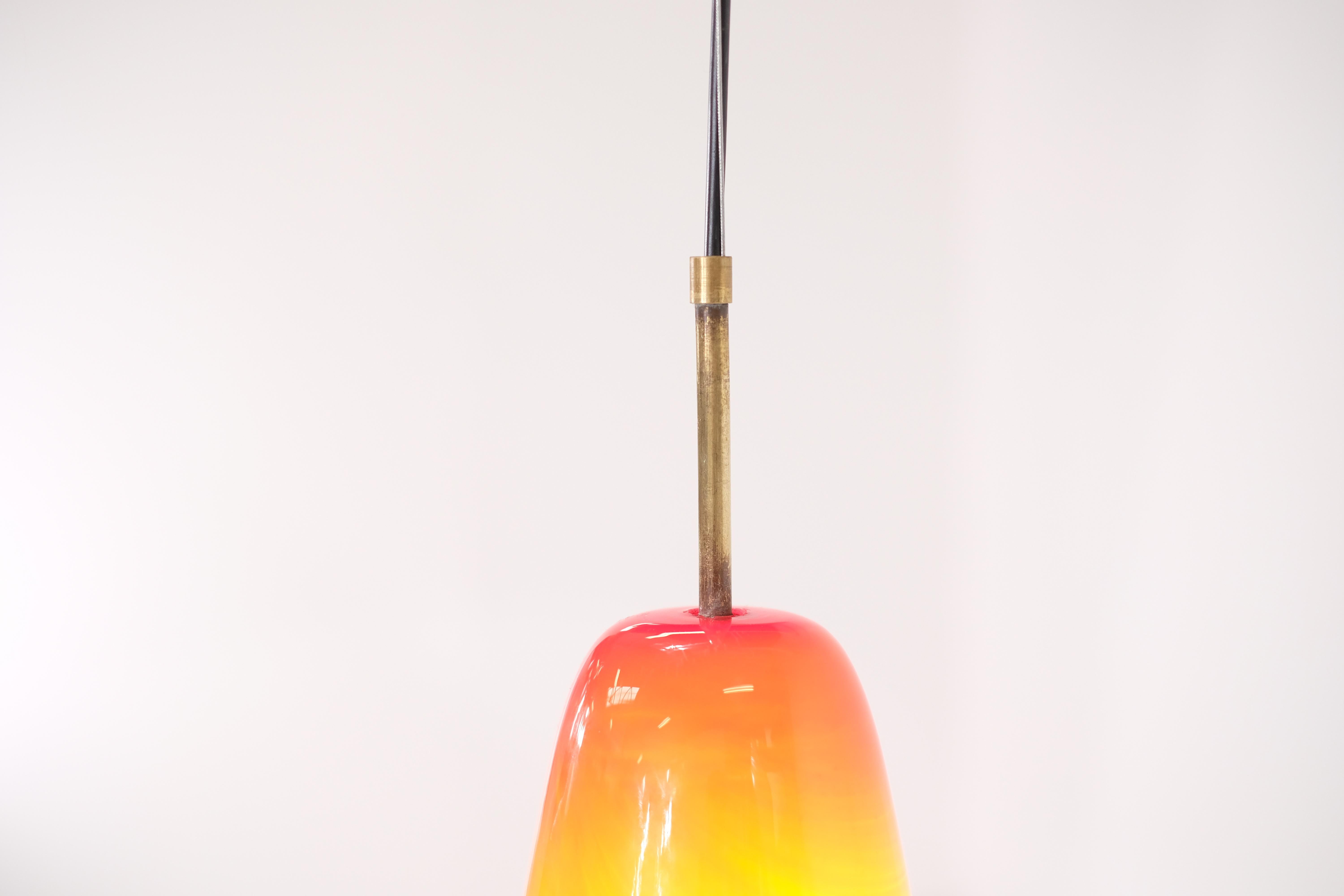 Red Opaline pendant Lamp - 1970s In Good Condition For Sale In Uccle, BE