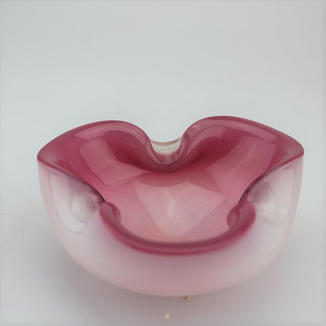 Mid-Century Modern Red or Pink Archimede Seguso Murano Glass Bowl