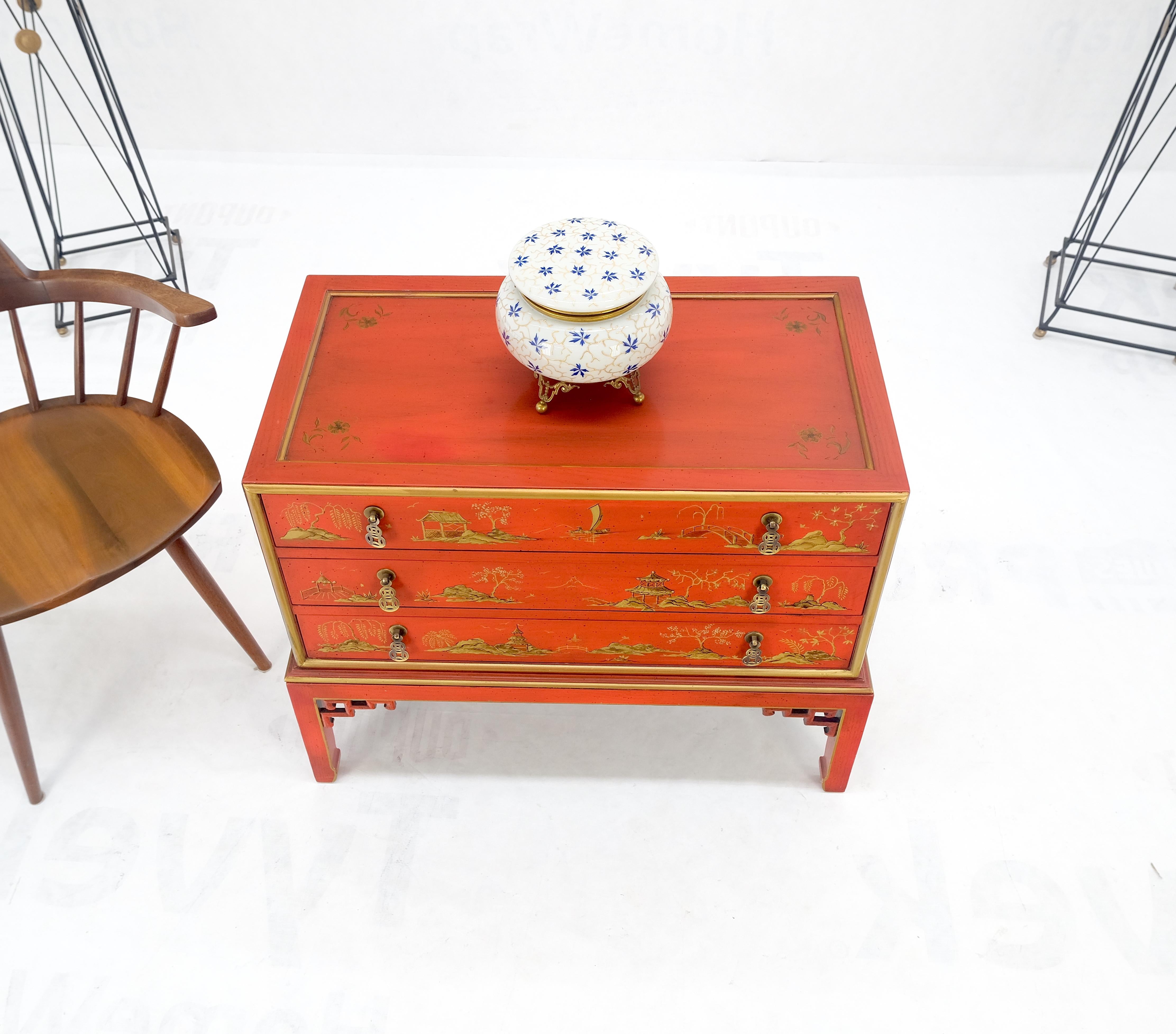 Red Orange Lacquer Chinoiserie Hand Painted Three Drawers Dresser Large Stand  For Sale 4