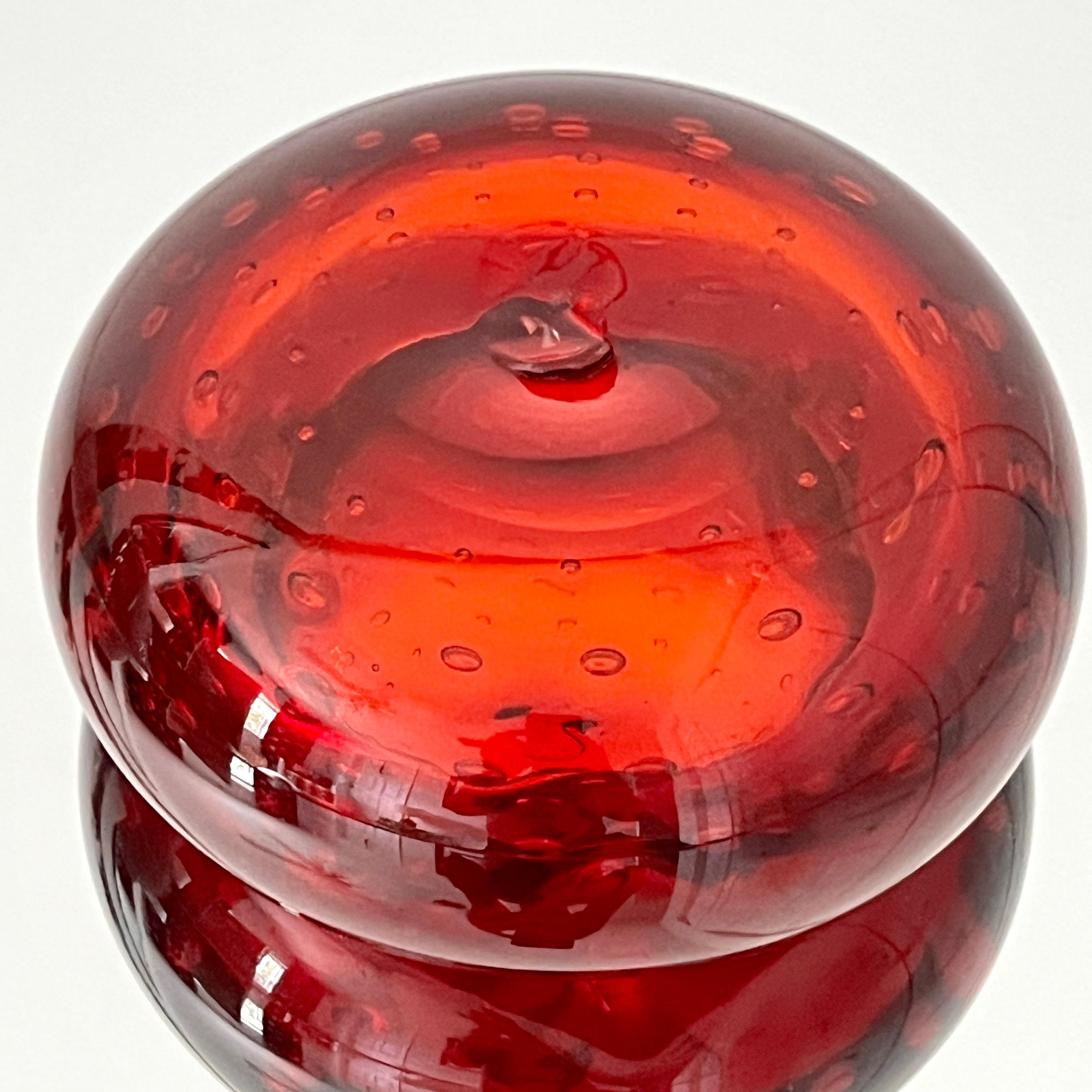 Red Orange Murano Ashtray with Controlled Bubble Design by Seguso, circa 1950s In Good Condition In Fort Lauderdale, FL
