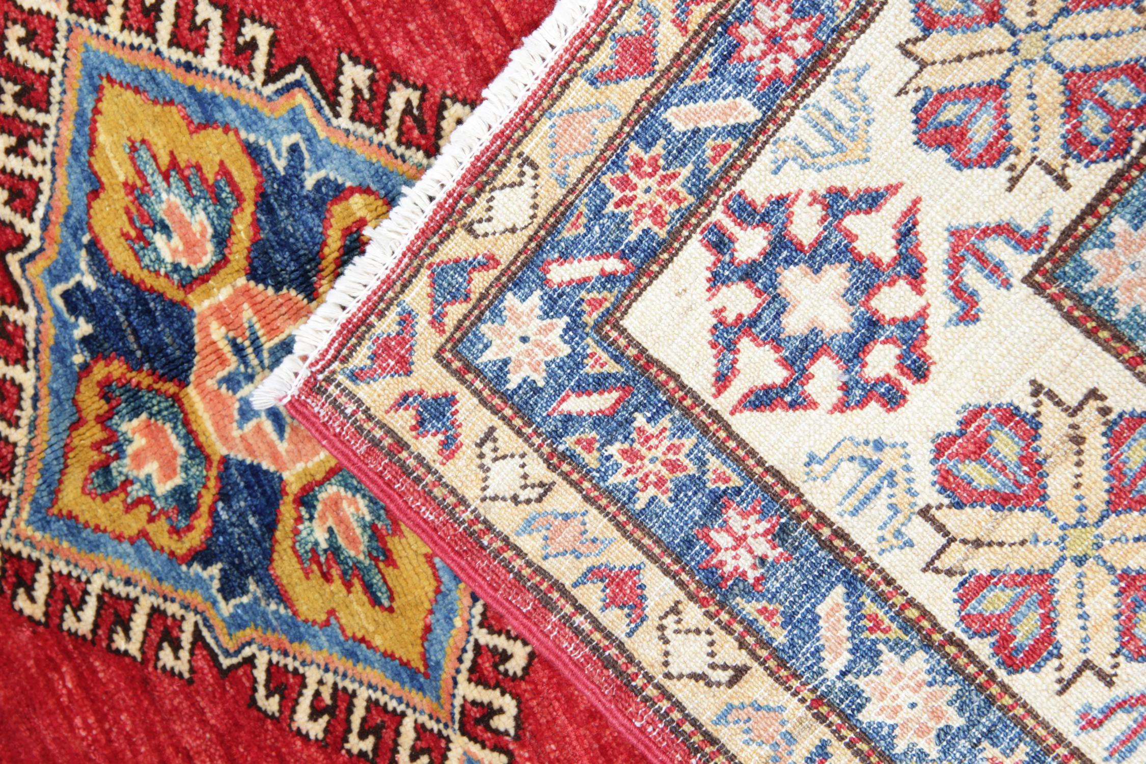 Red Oriental Geometric Rugs, Handmade Carpet Ivory Rugs for Sale In Excellent Condition For Sale In Hampshire, GB