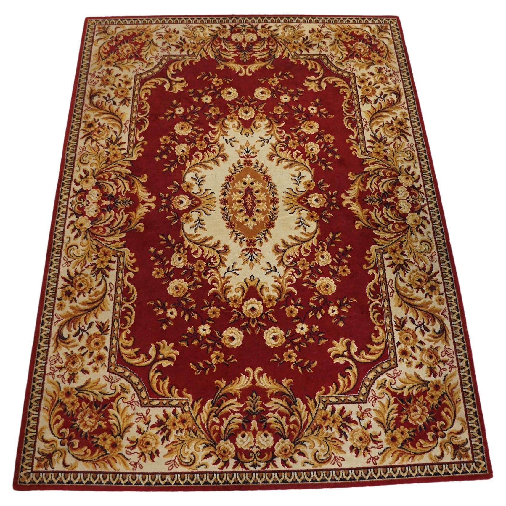 Red oriental wool rug with yellow flowers 285x200cm For Sale