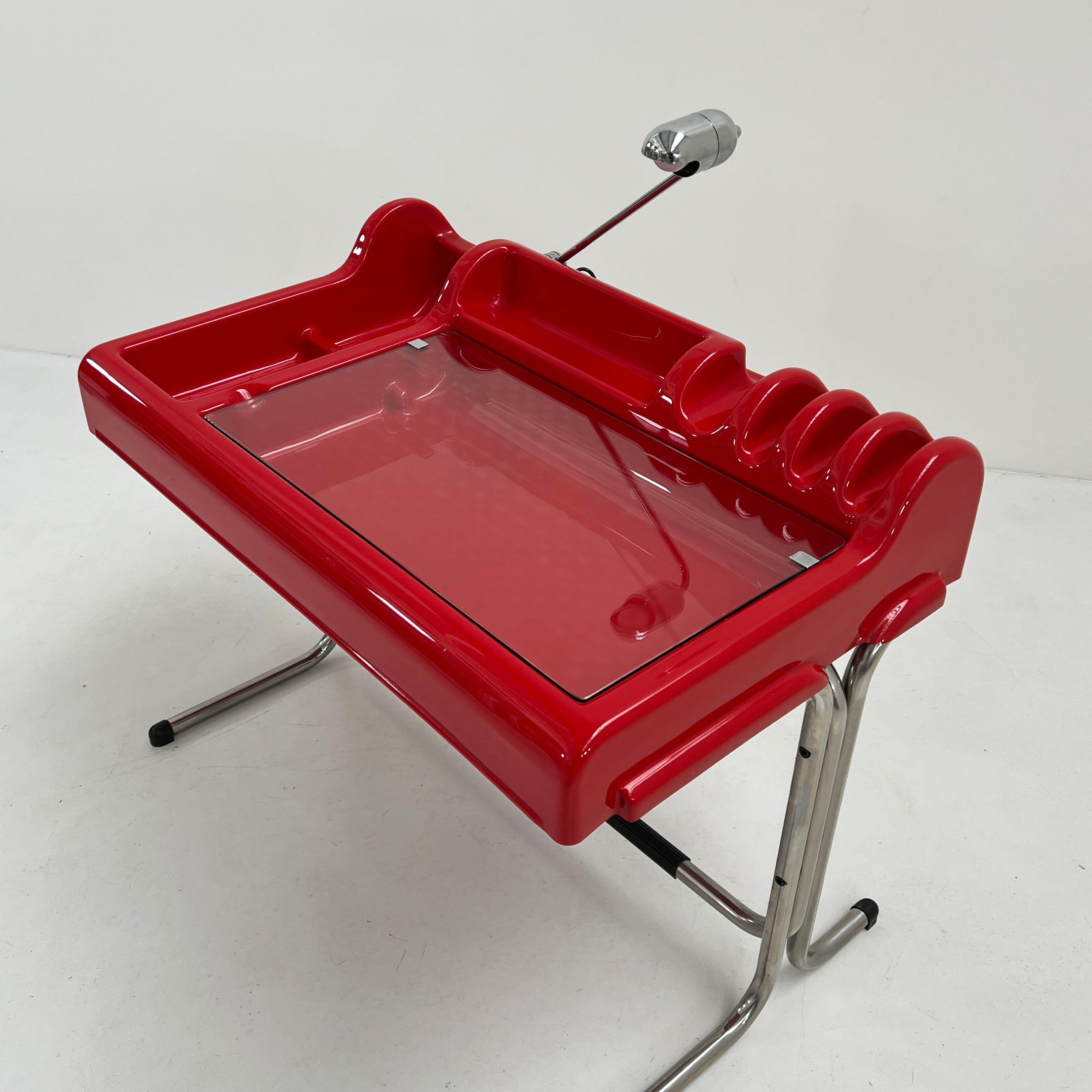 Red Orix Desk by Vittorio Parigi & Nani Prina for Molteni, 1970s 1