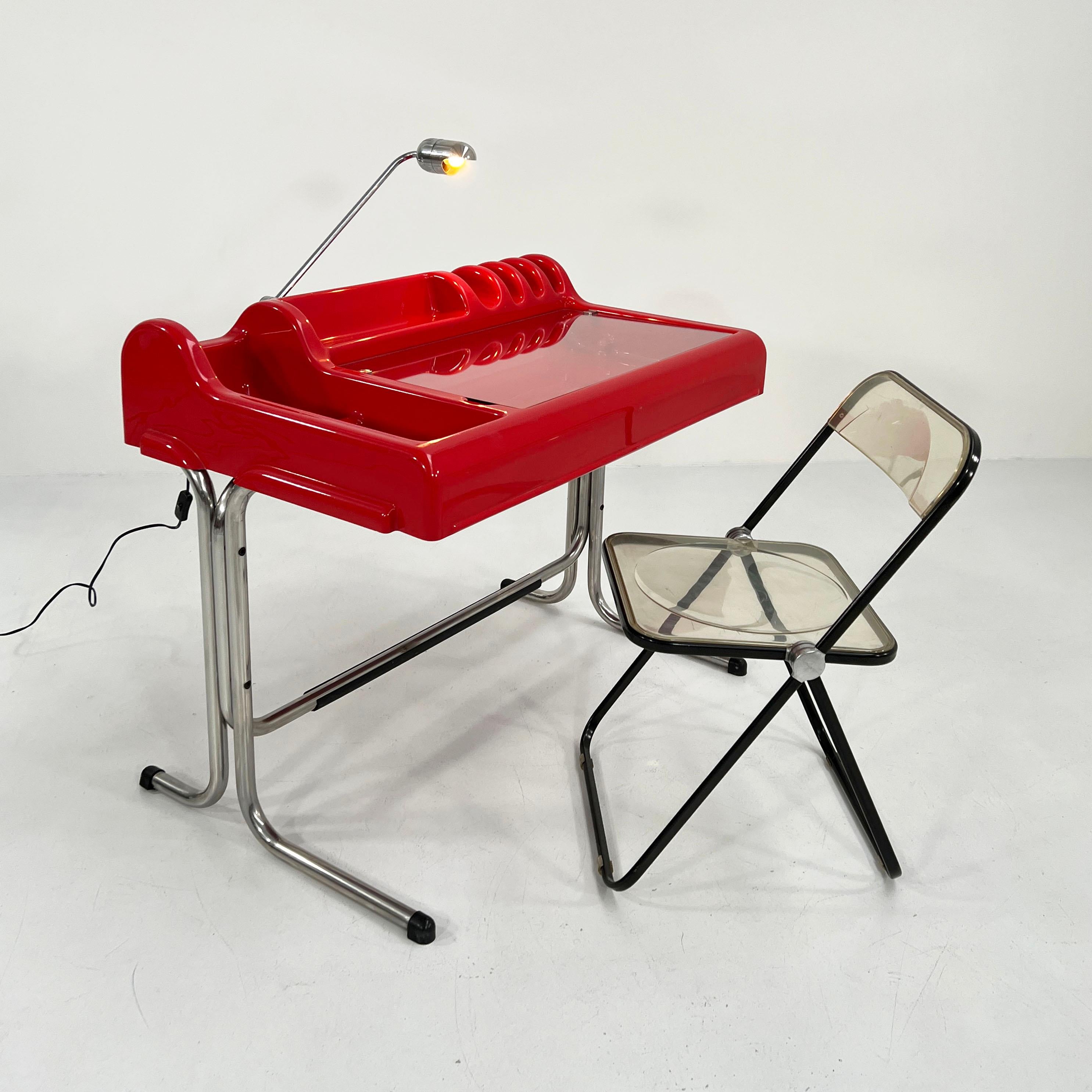 Red Orix Desk by Vittorio Parigi & Nani Prina for Molteni, 1970s 1
