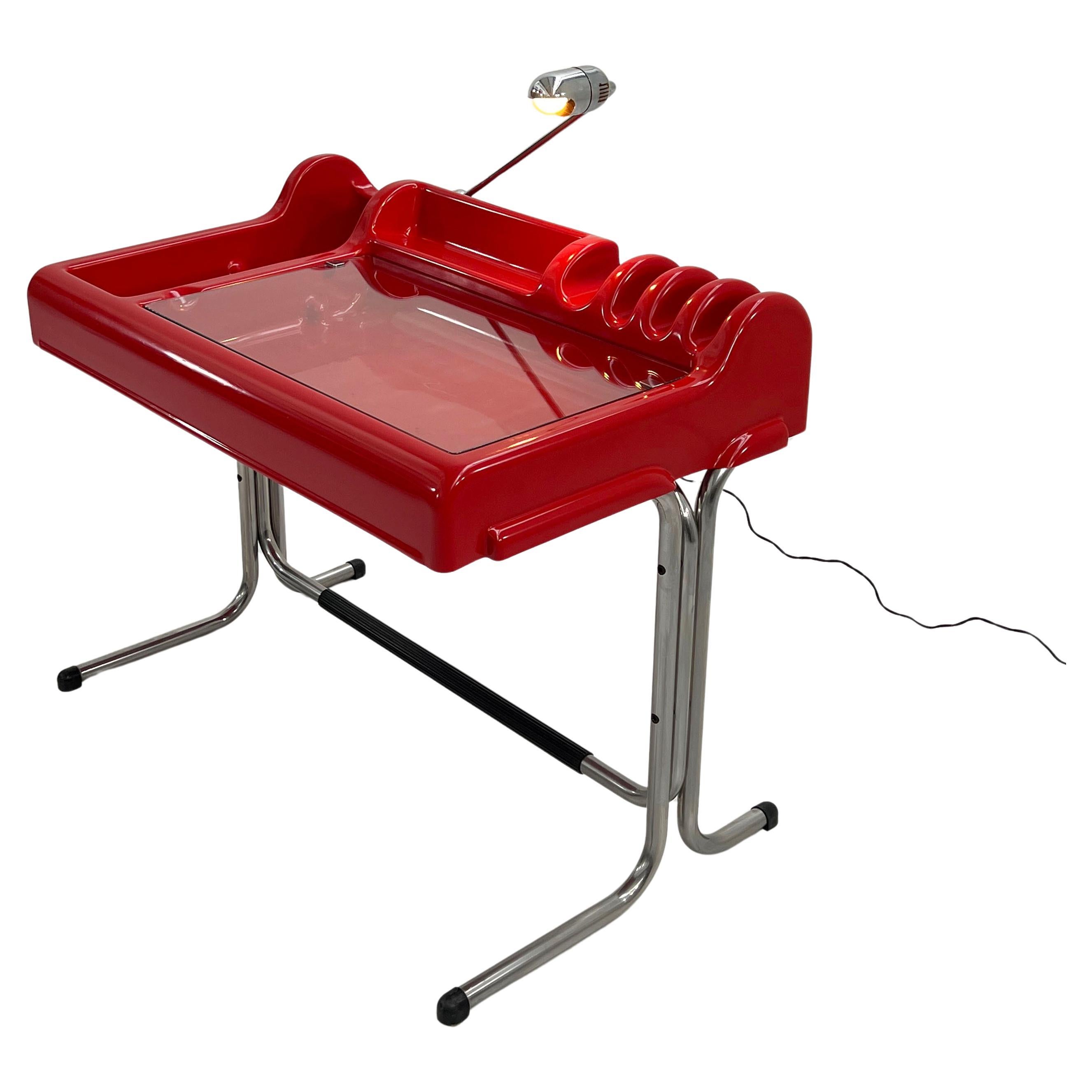 Red Orix Desk by Vittorio Parigi & Nani Prina for Molteni, 1970s