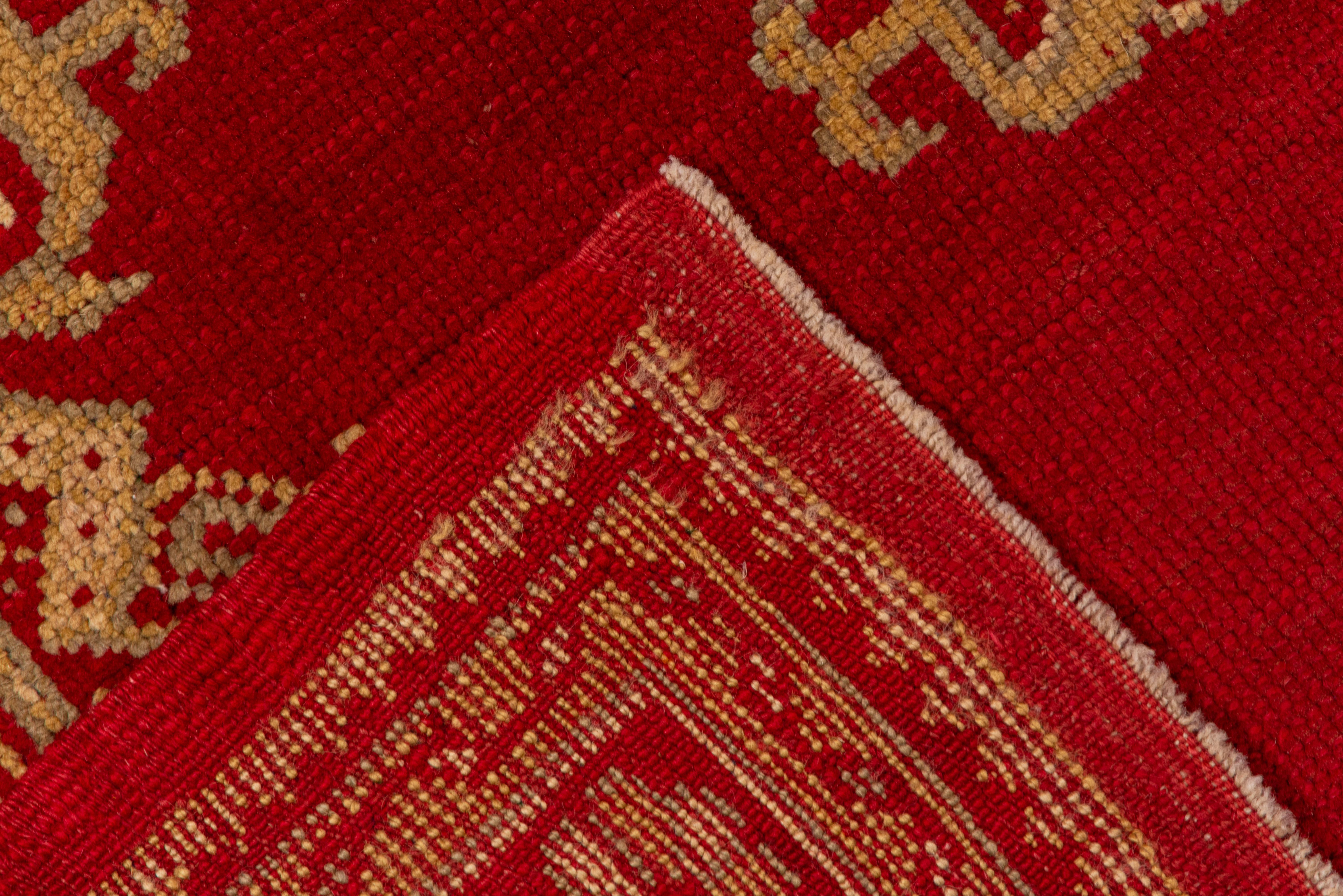 Early 20th Century Red Oushak Rug, circa 1920s For Sale