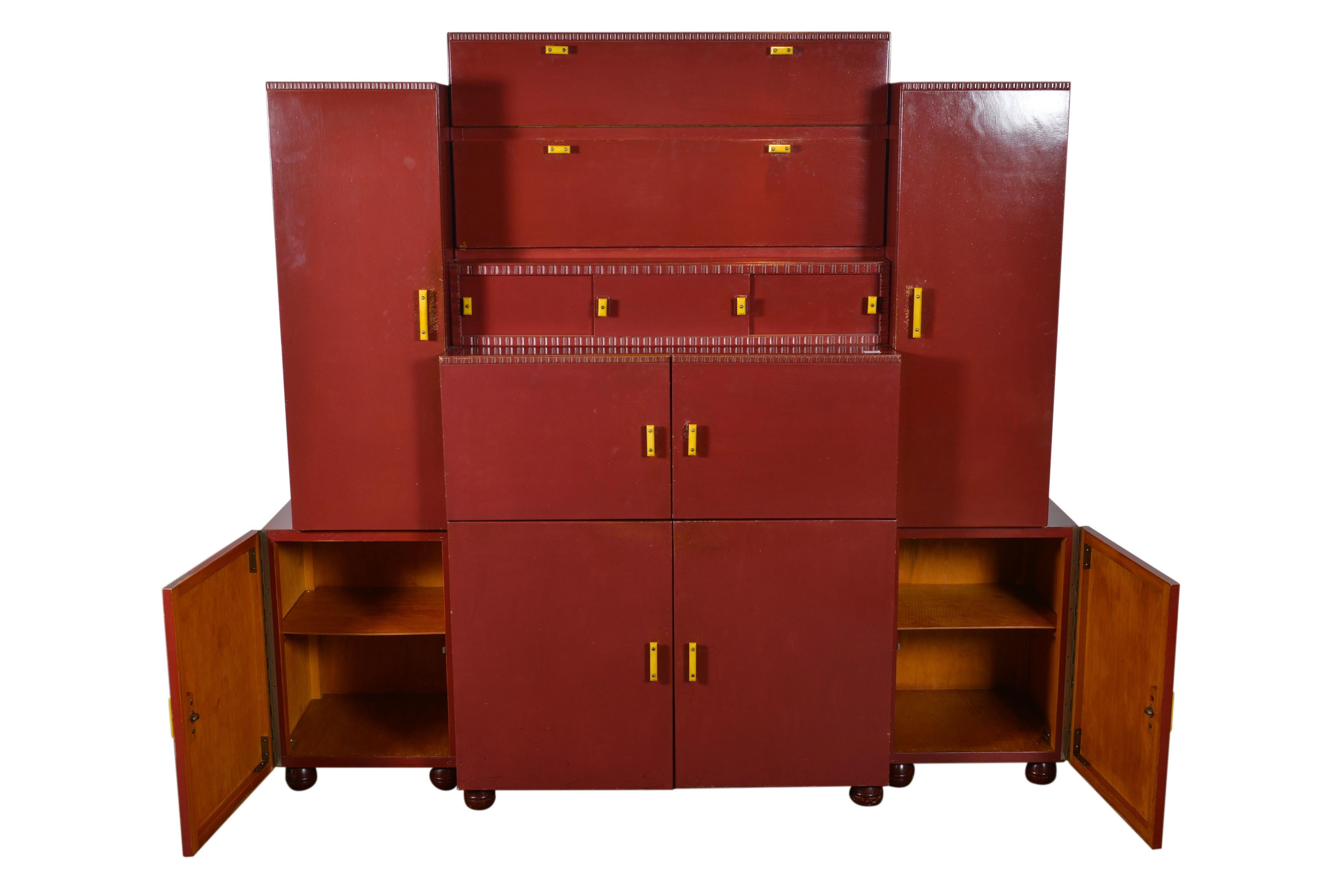 Red painted Belgian Art Deco Cabinet, circa 1930 For Sale 5