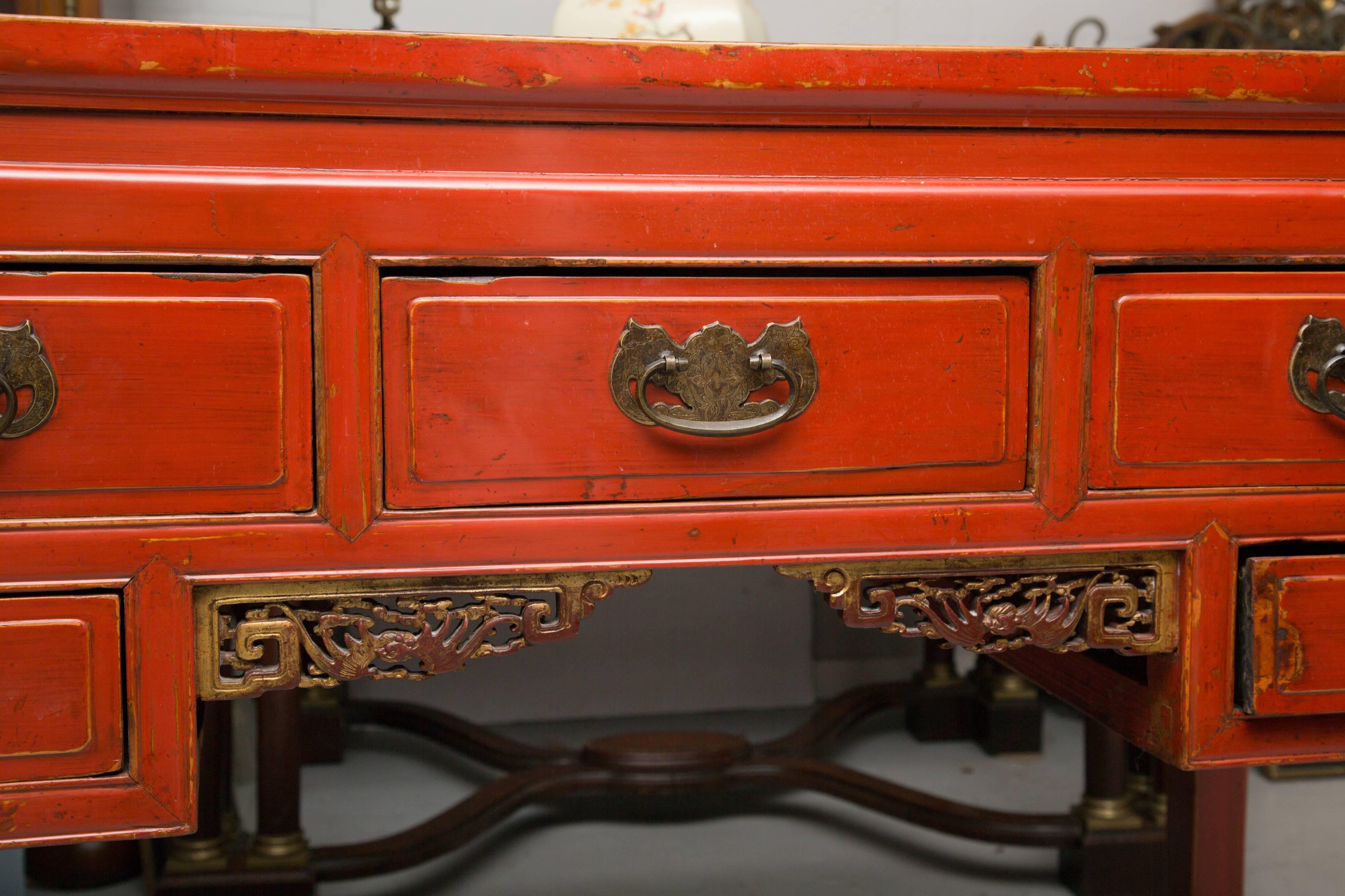 Red-Painted Chinese Console Table 2