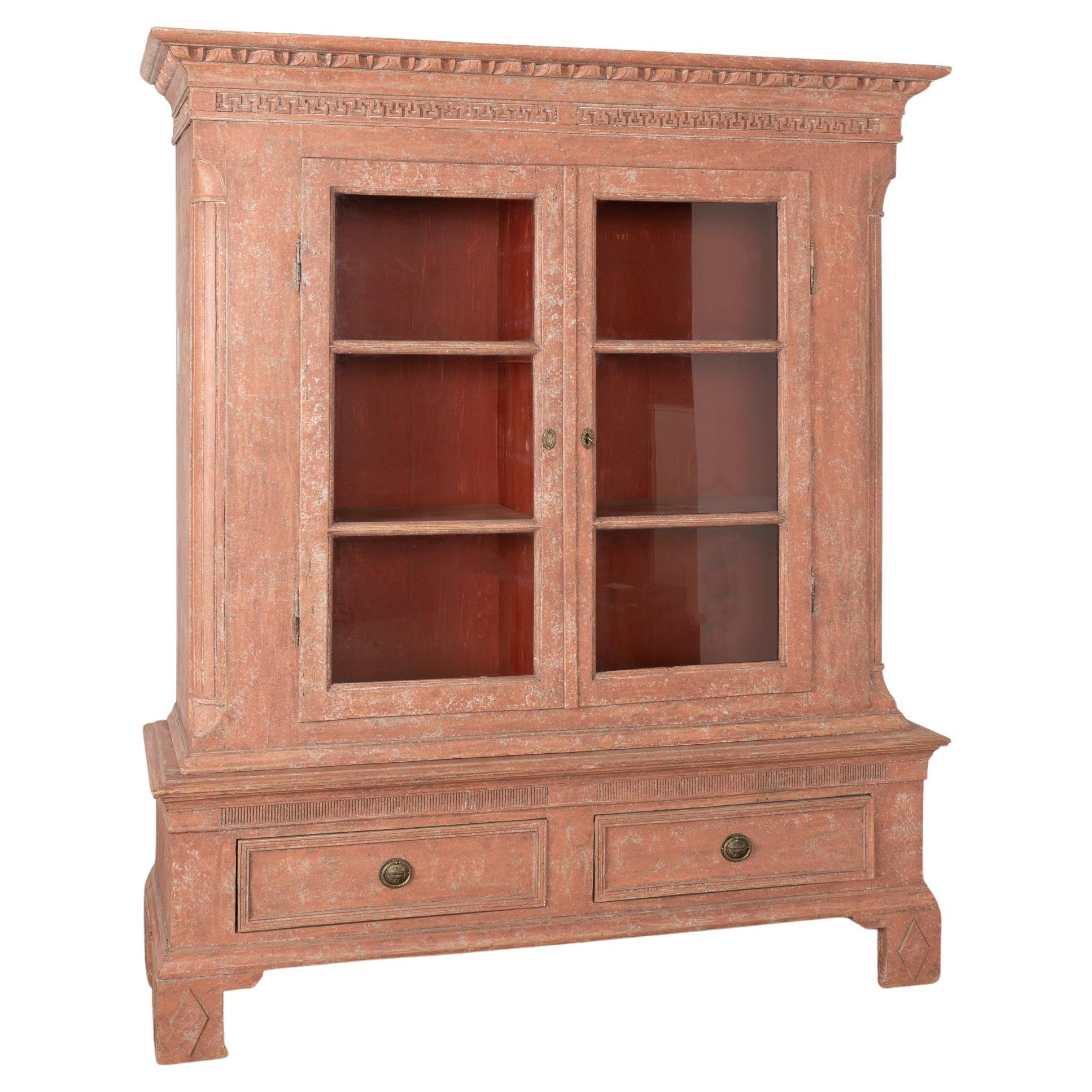 Red Painted Gustavian Bookcase Display Cabinet, Sweden circa 1790-1820 For Sale