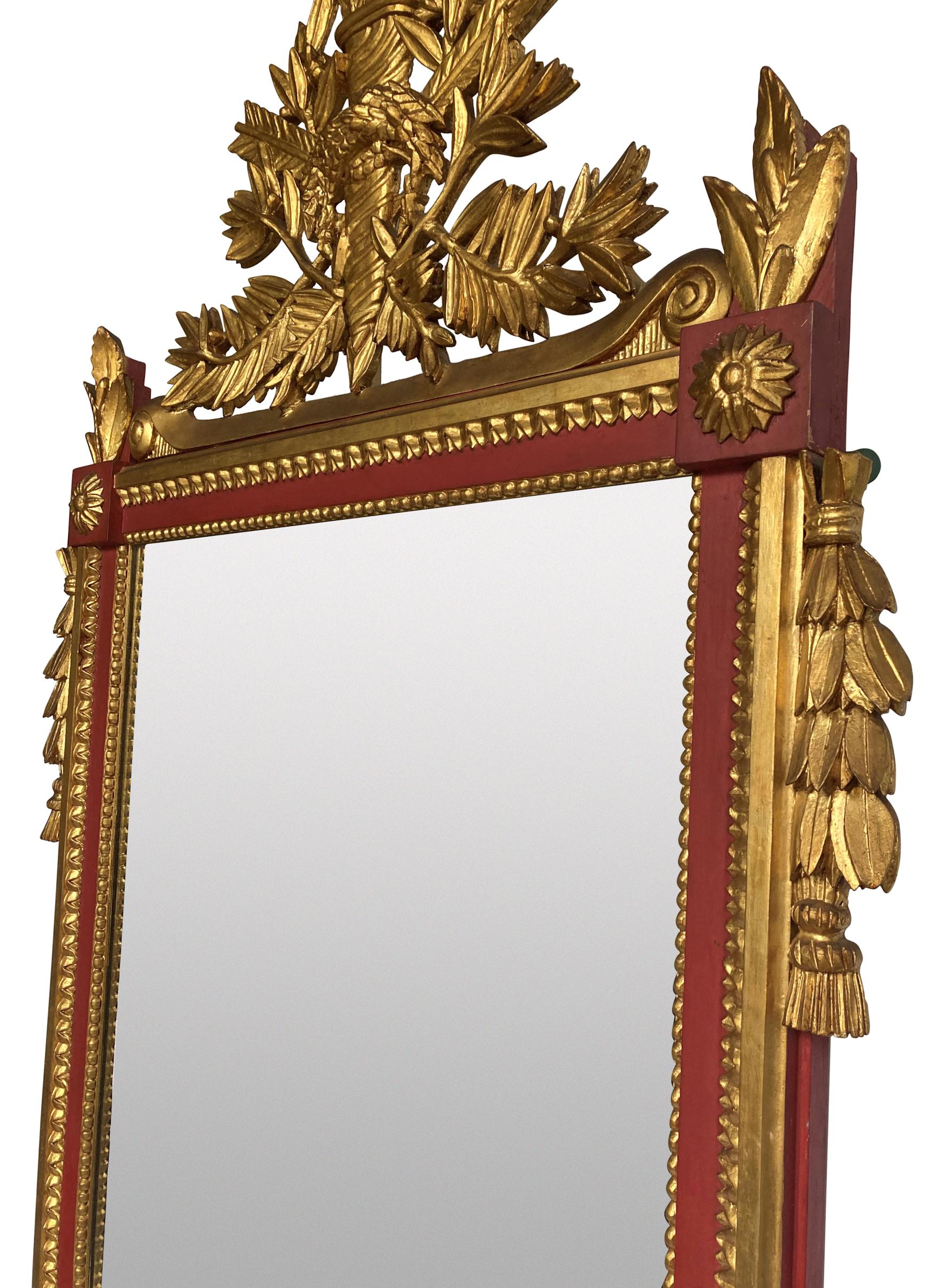 Specchio dipinto di rosso e dorato in stile Luigi XIV in vendita 1