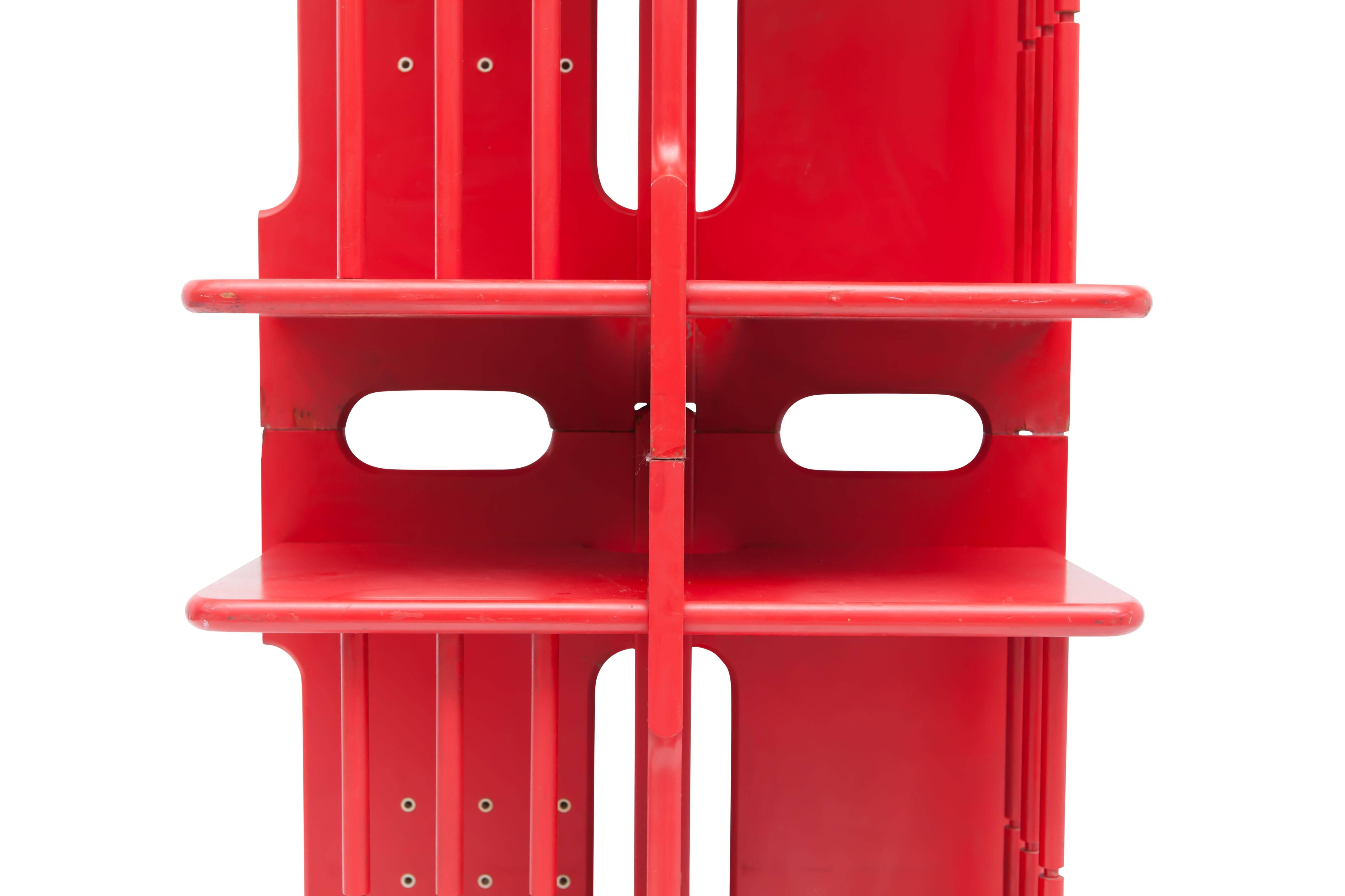 Red Pair of Side Tables (Mitte des 20. Jahrhunderts)